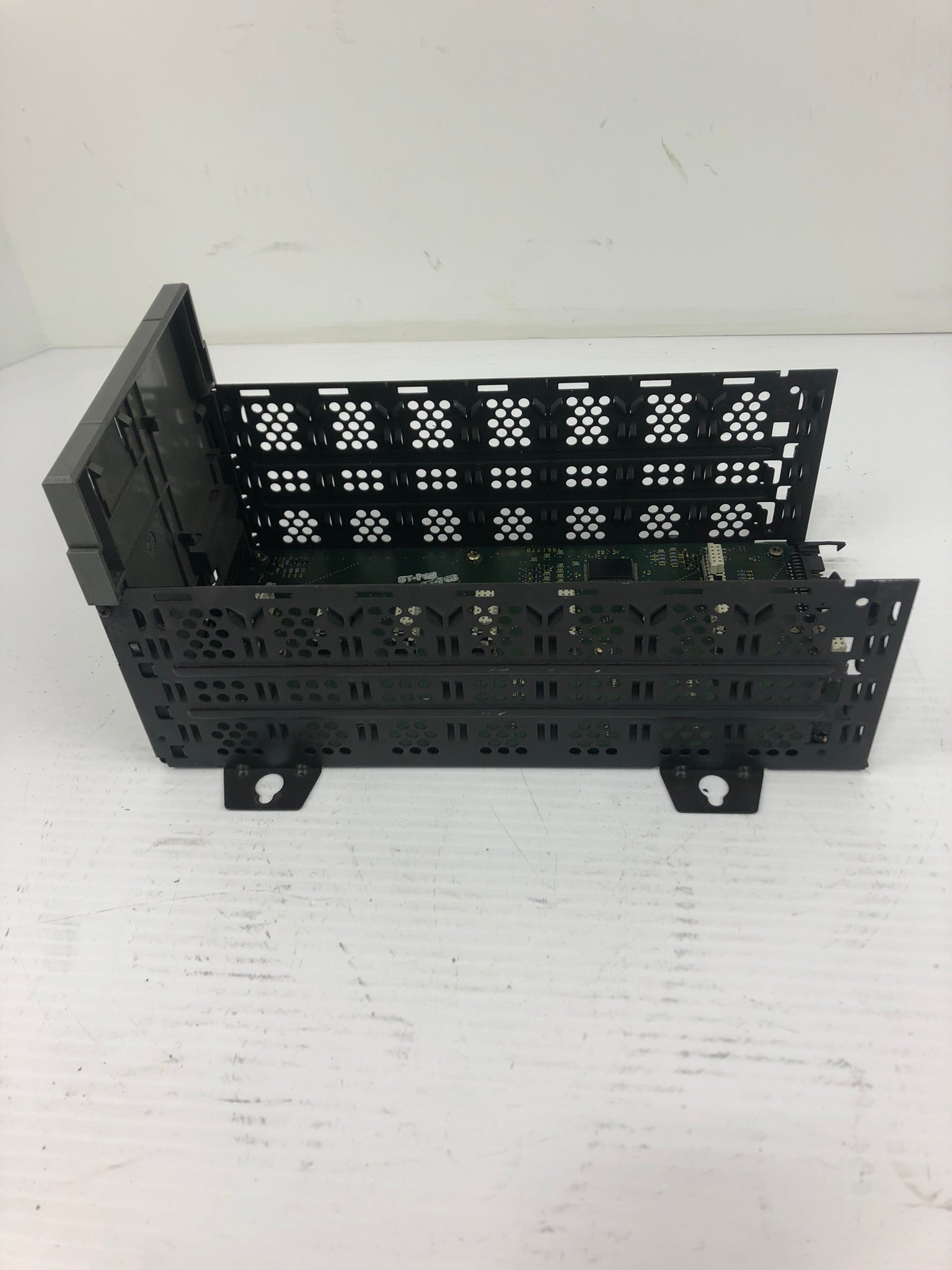 Allen-Bradley 1746-A7 SLC 500 7-Slot Rack PLC Series B