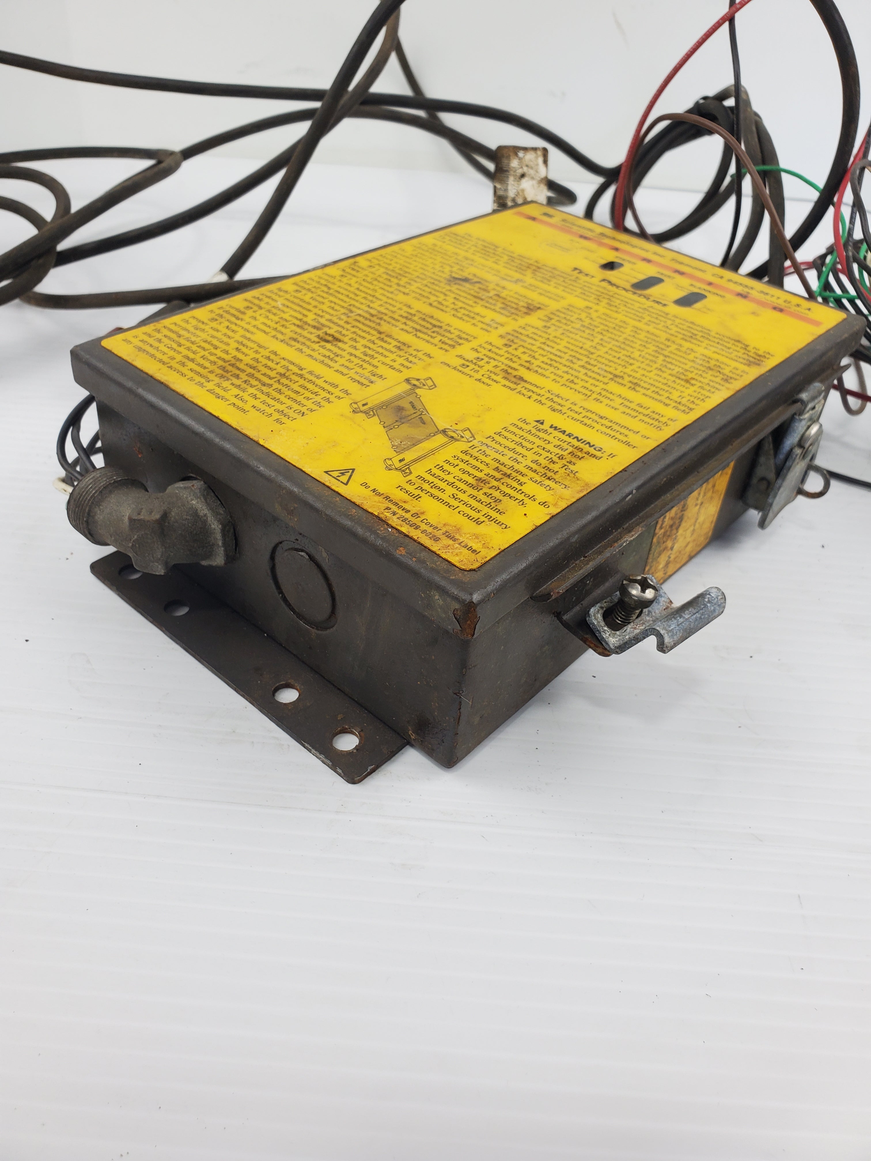 STI 70027-1000 Light Curtain Controller 28509-0020