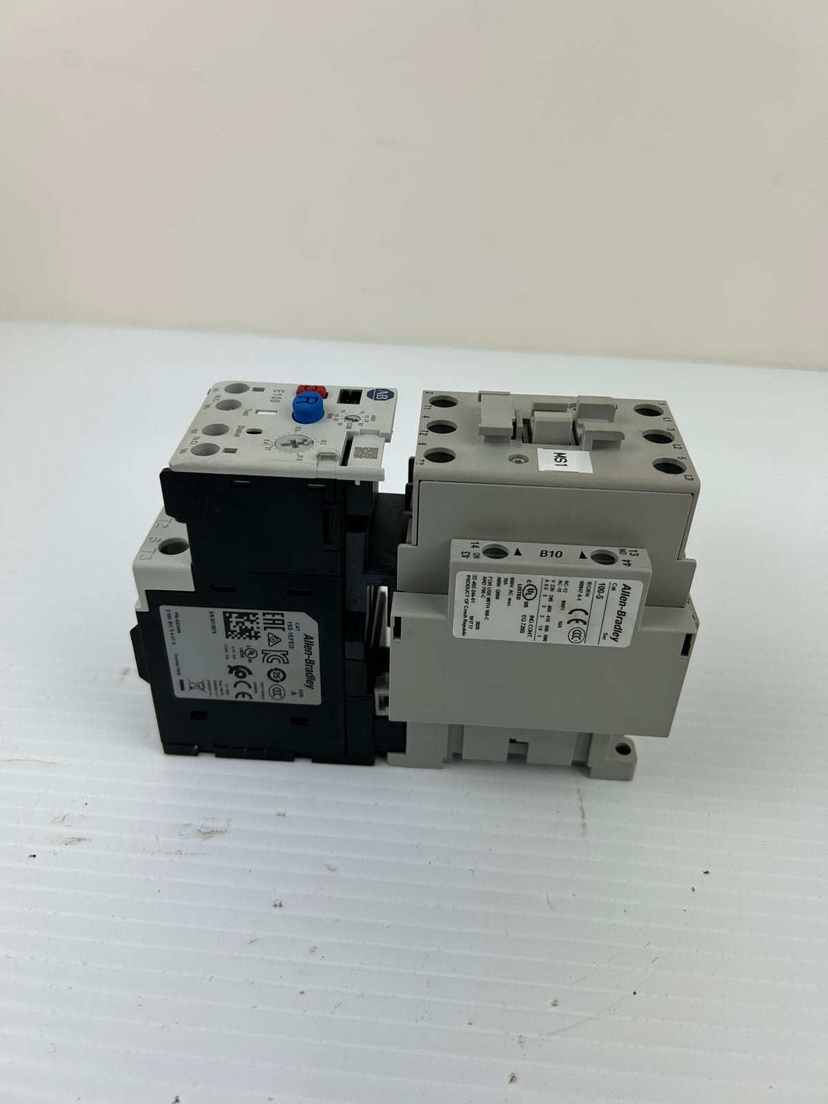 Allen-Bradley 100-C30*00 Contactor Ser C 30A 600V 3-Pole w/ 193-1EFED E100 100-S