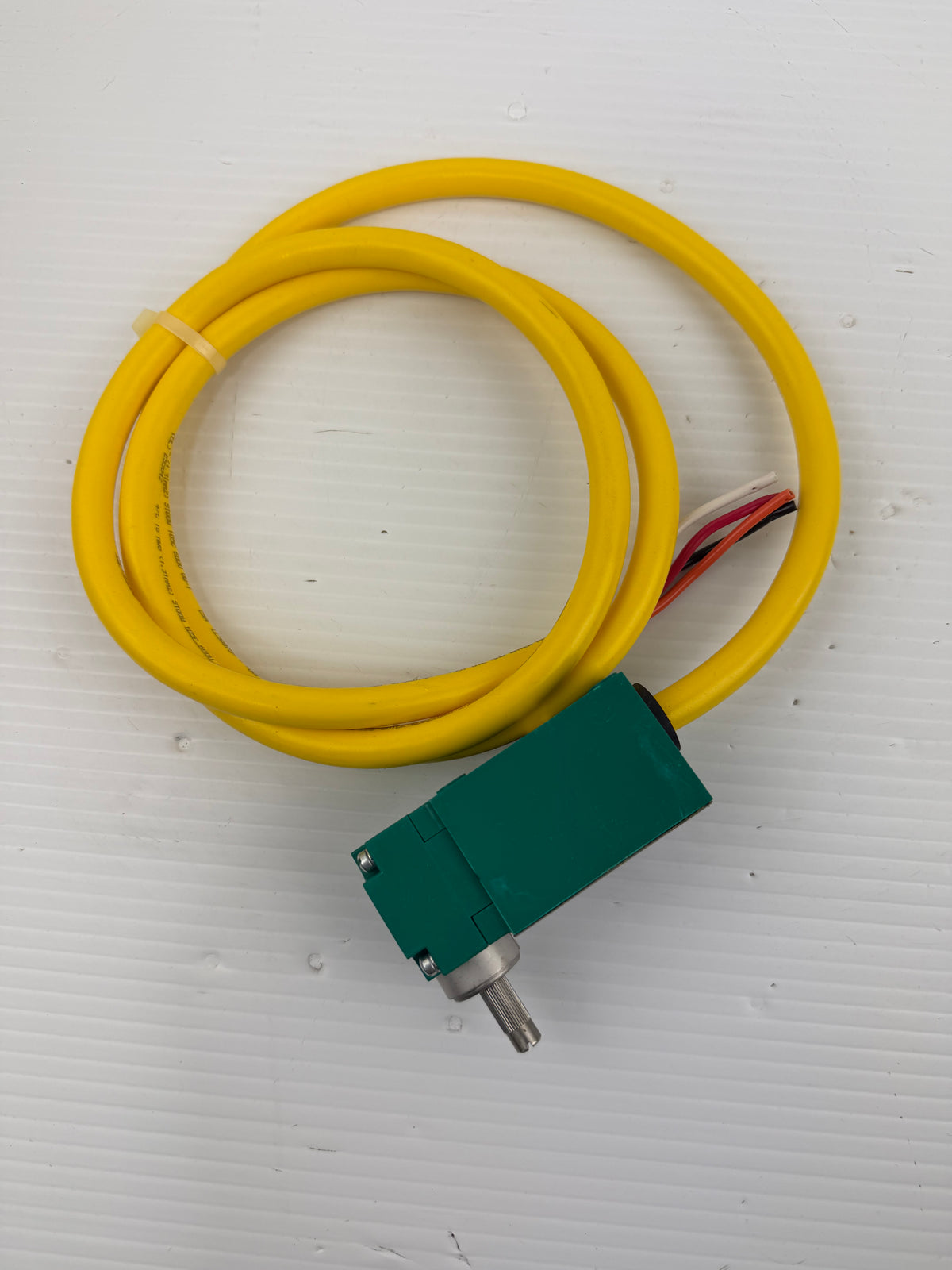 Allen Bradley 802M-AY5 Pre-Wired Limit Switch 5 ft Cable