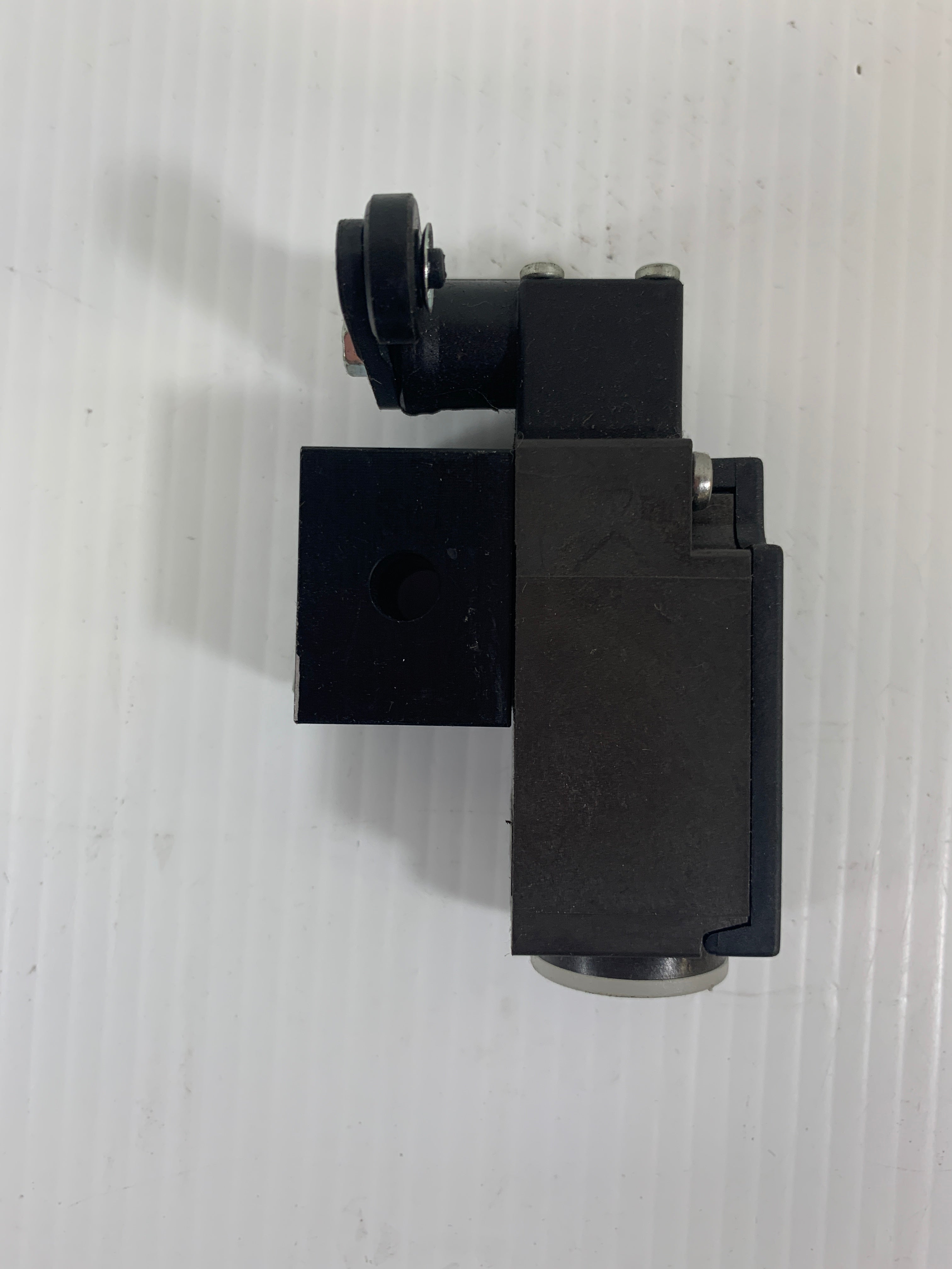 Schmersal ZV1H 236-11Z-U180 Safety Switch