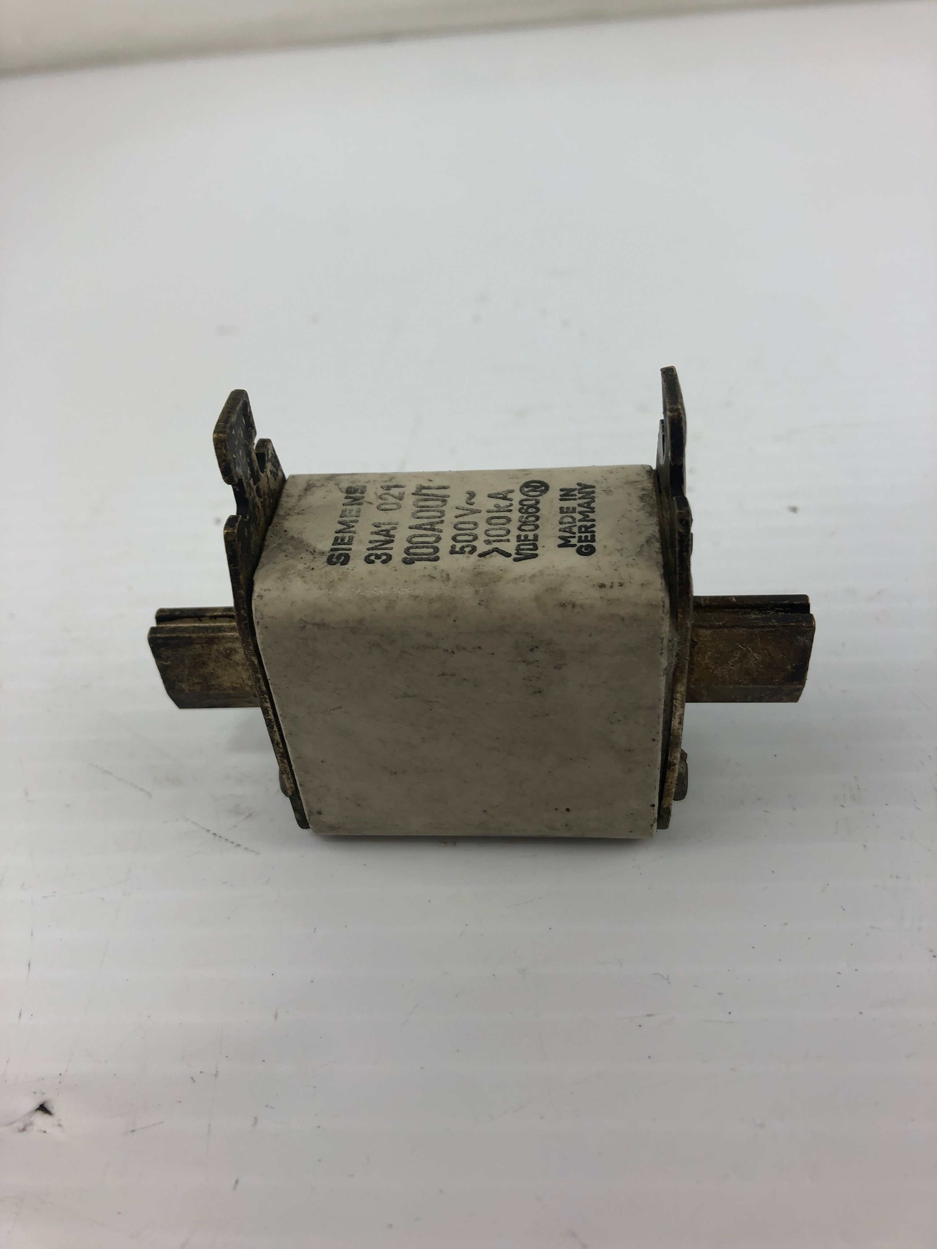 Siemens 3NA1 021 Fuse 100A00/T 500V~ 100kA VDE0660