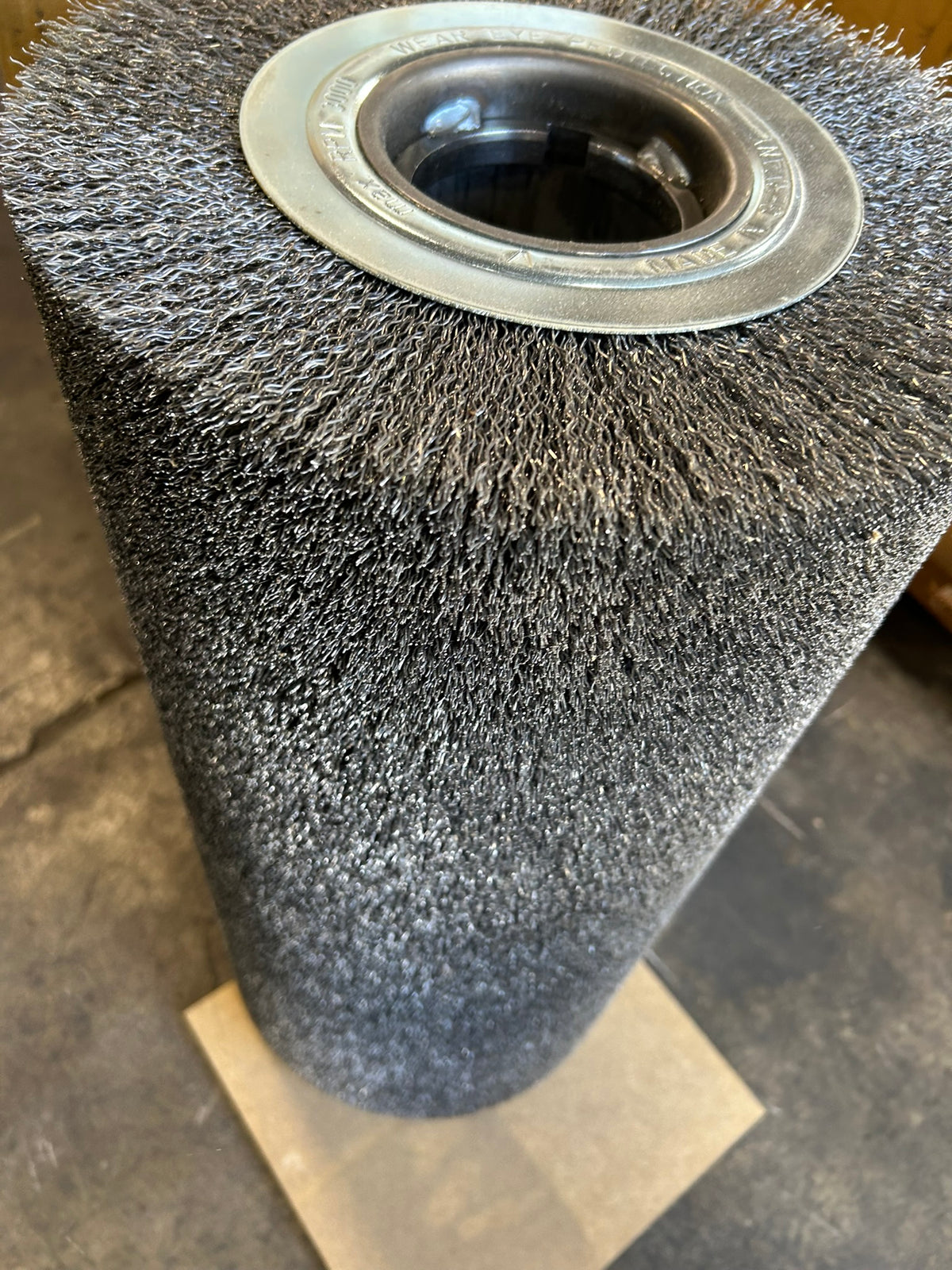 Kent 387.29K.60 12" Deburring Roller Wide Face Wire Brush 12"x3.25" .020" CAB729