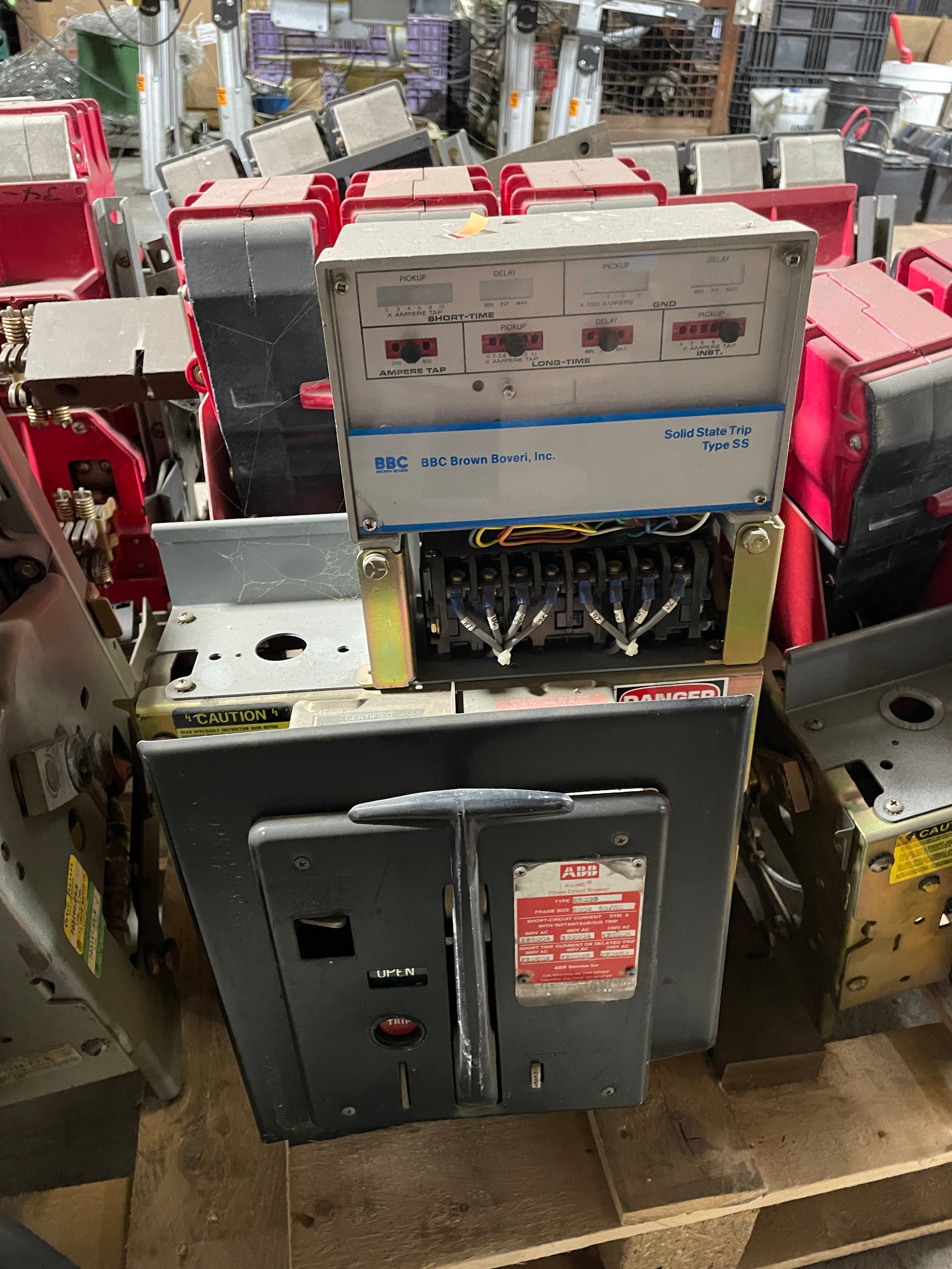 ABB K600S K-Line Power Circuit Breaker 600A 50/60 600VAC K-600S with SS3 Trip