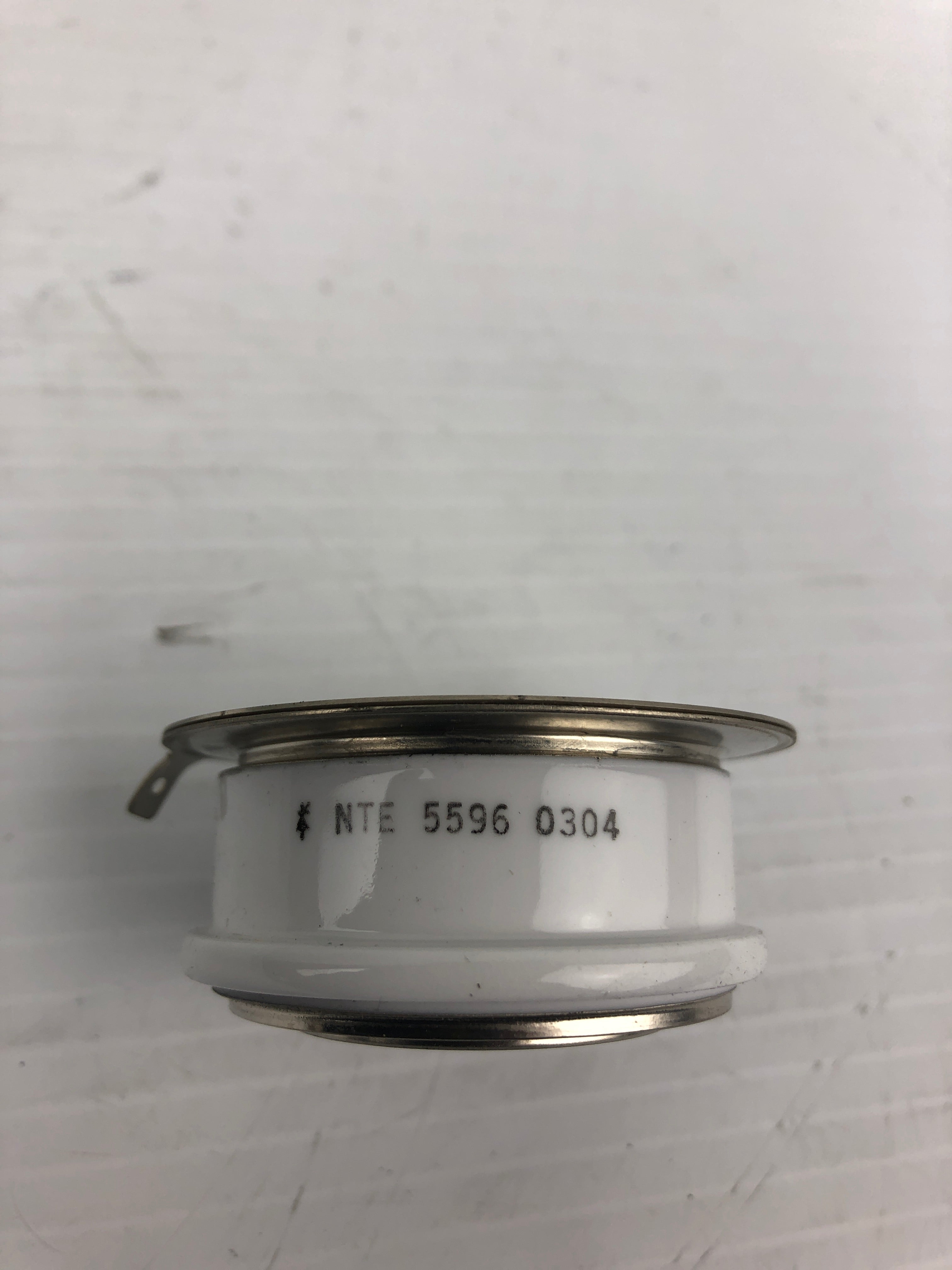NTE 5596 0304 Thyristor