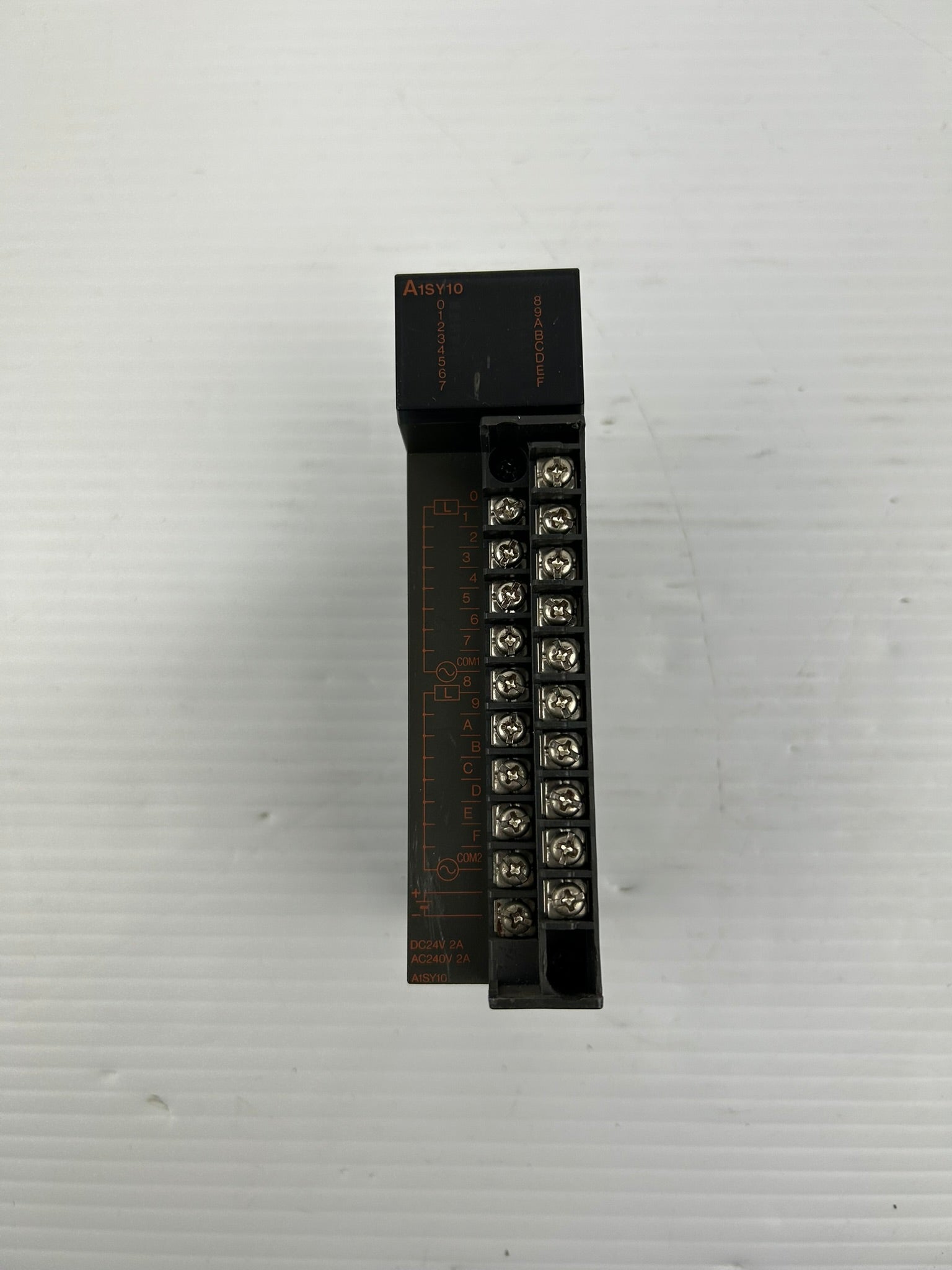 Mitsubishi A1SY10 Output Unit PLC Module 24VDC 240VAC 2A