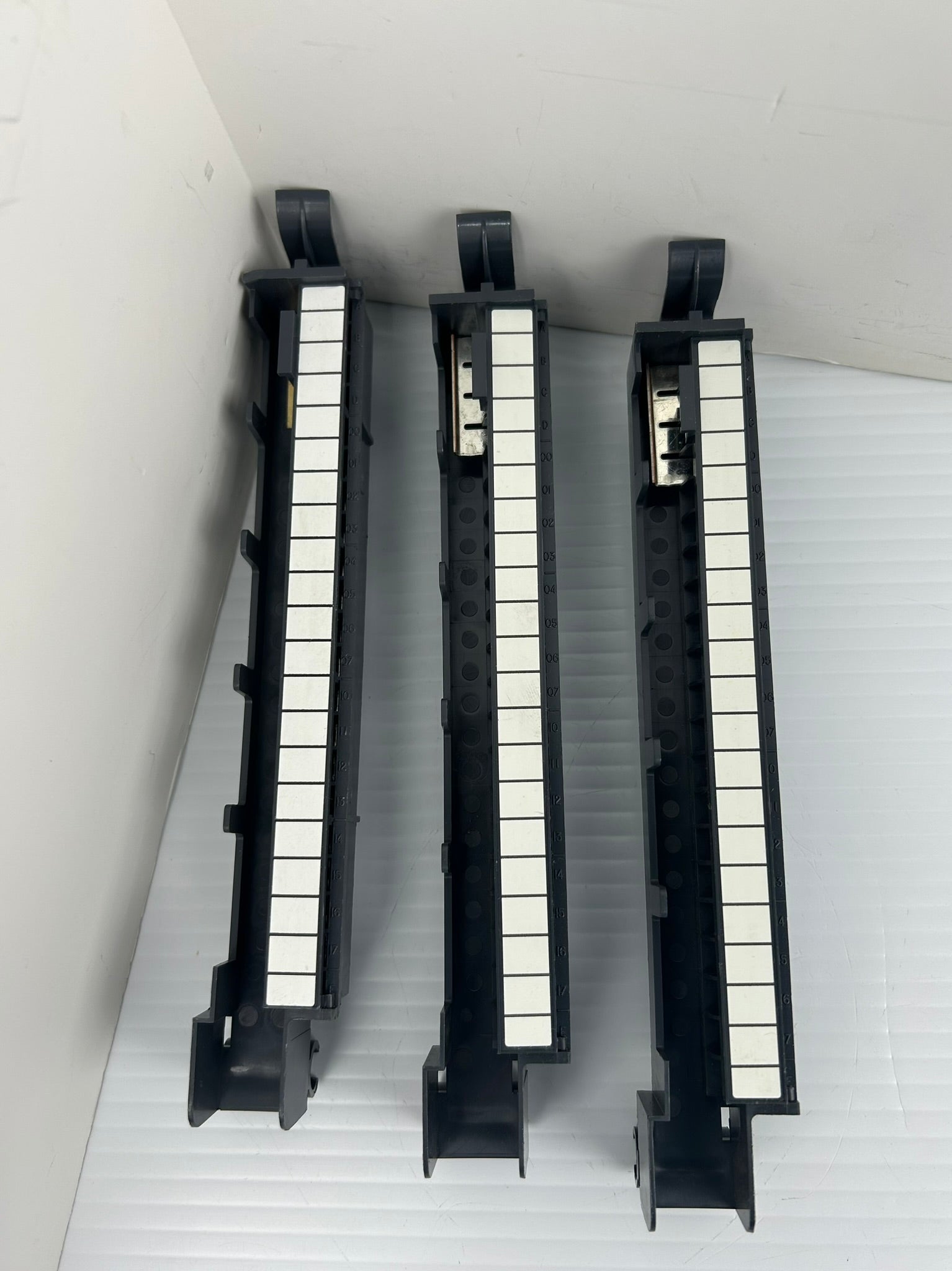 Buchanan 1771-WH Wiring Swing Arm - Lot of 3