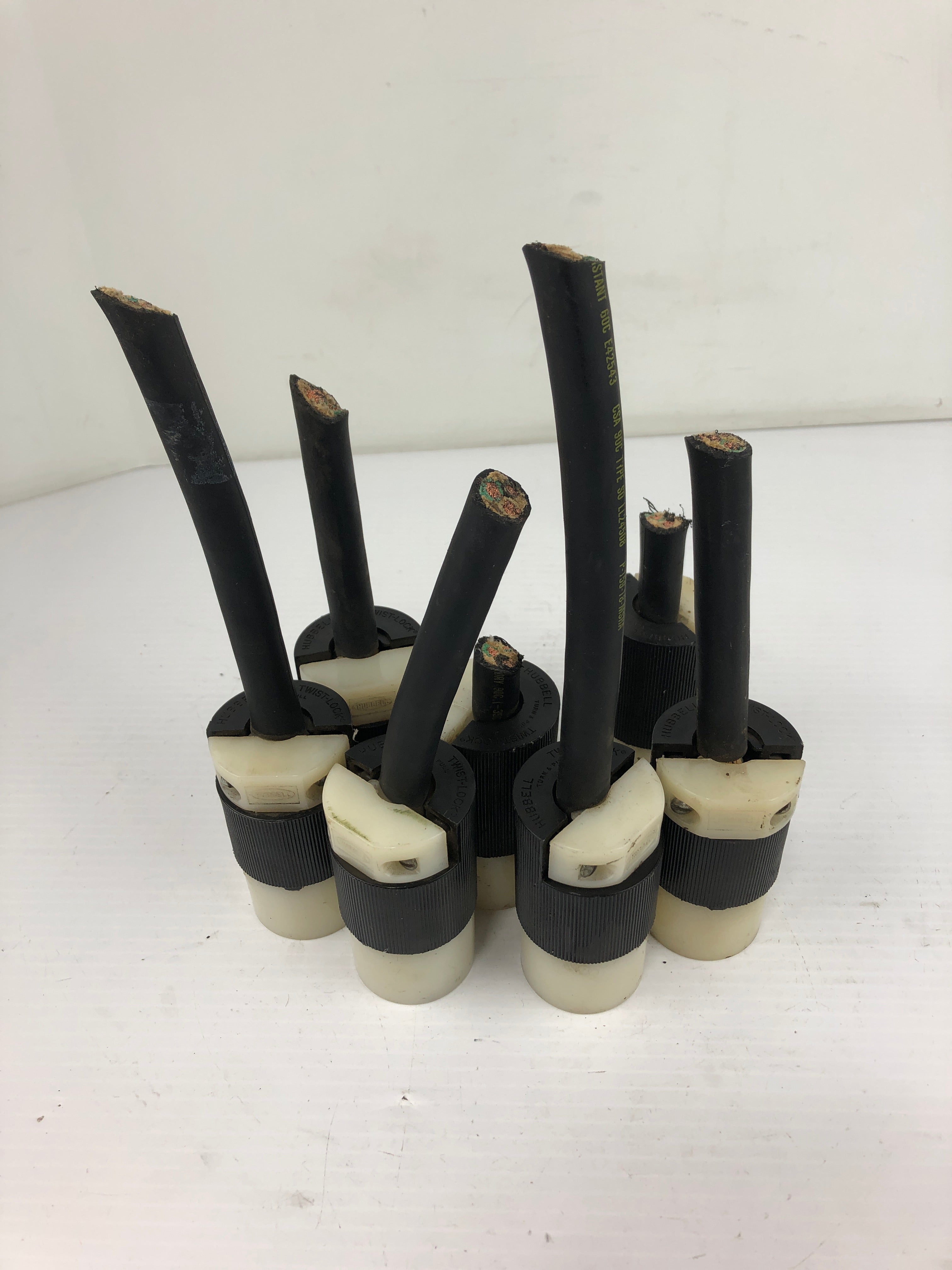 Hubbell Twist Lock Turn and Pull Receptacle 20A 250V - Lot of 7