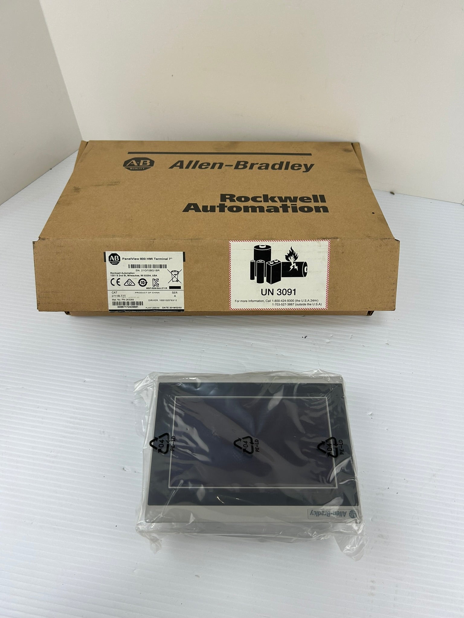 Allen-Bradley 2711R-T7T PanelView 800 7" HMI Touch Terminal Screen