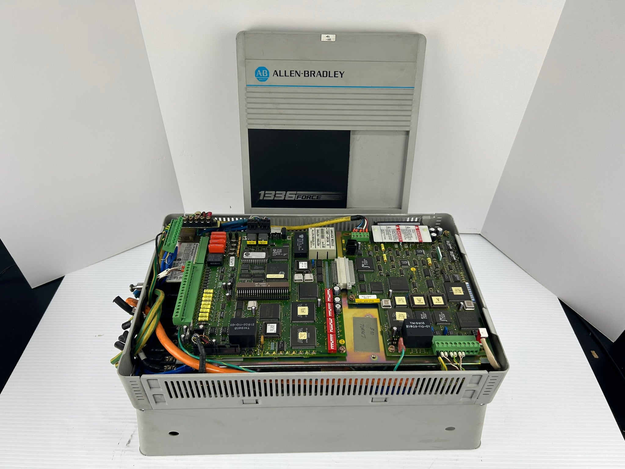 Allen-Bradley 1336T-B010-AA-GT1EN 1336 Force Drive Ser C 36kVA 480V 43A 3PH