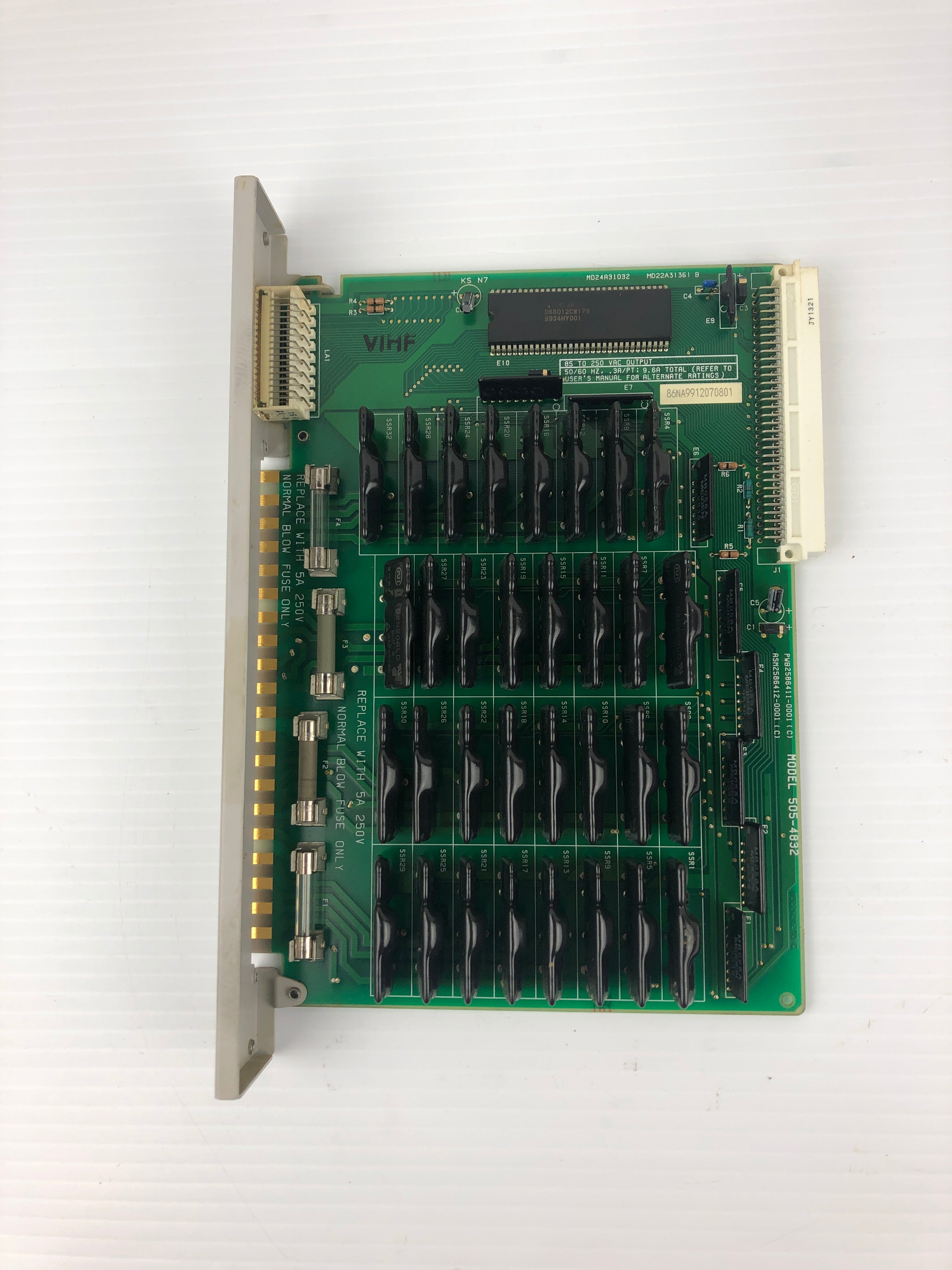 Siemens 505-4832 Output Module 110~220VAC