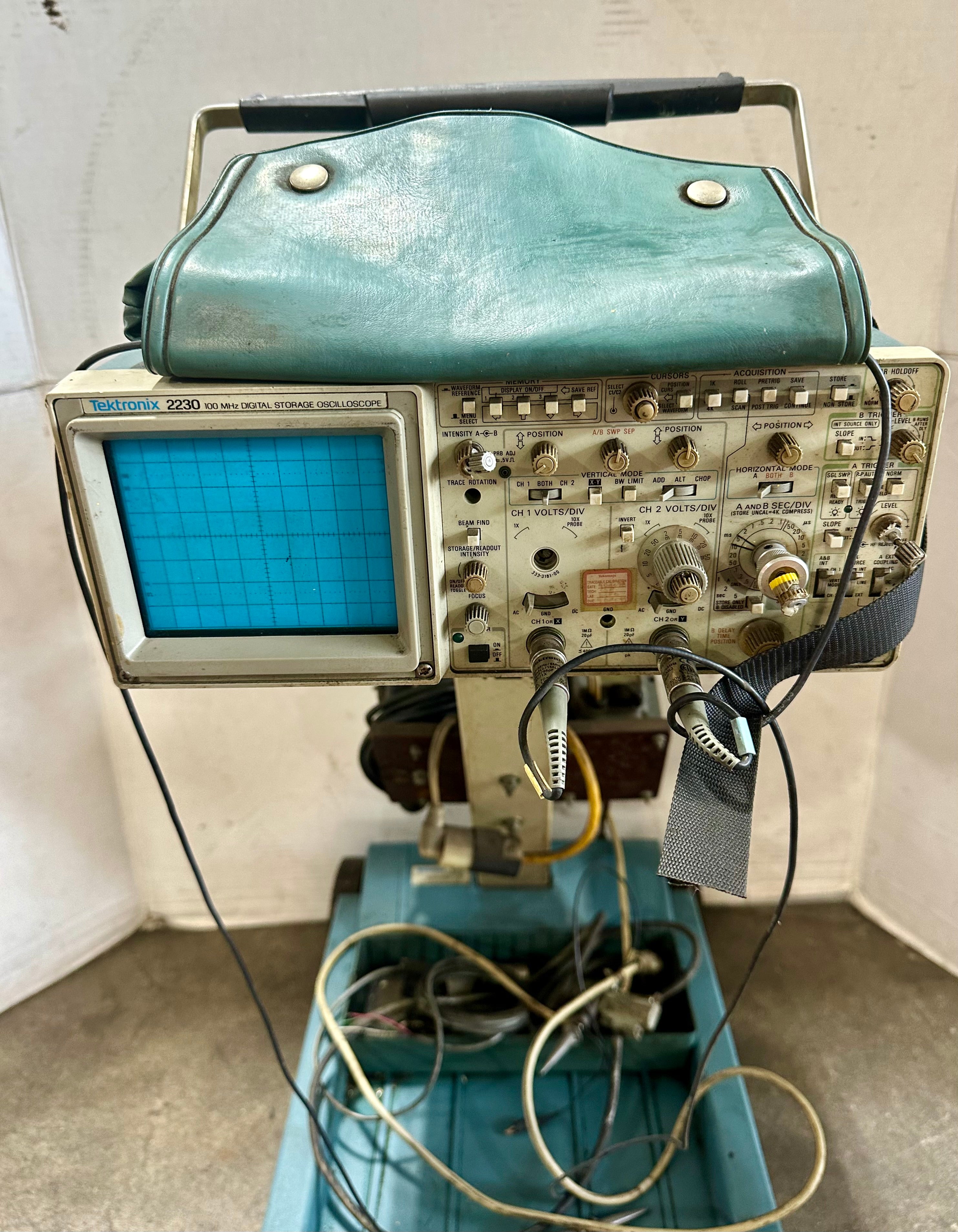 Tektronix 100 MHz Digital Storage Oscilloscope 2230 with K212 Portable Instrument Cart