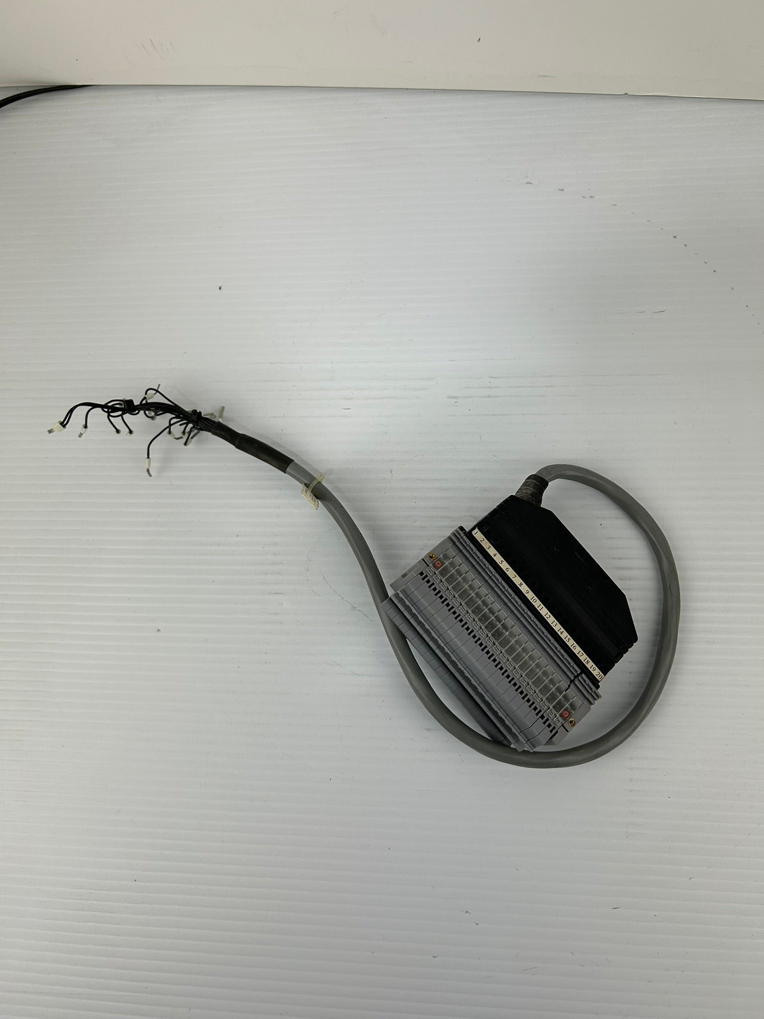 Enterlec BOM.16 21 017 04 Din Rail Mount Terminal Block Assembly