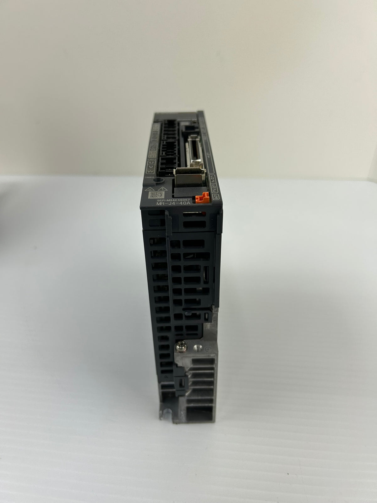Mitsubishi MR-J4-40A MELSERVO-J4 400W AC Servo Drive Amplifier 200-240V