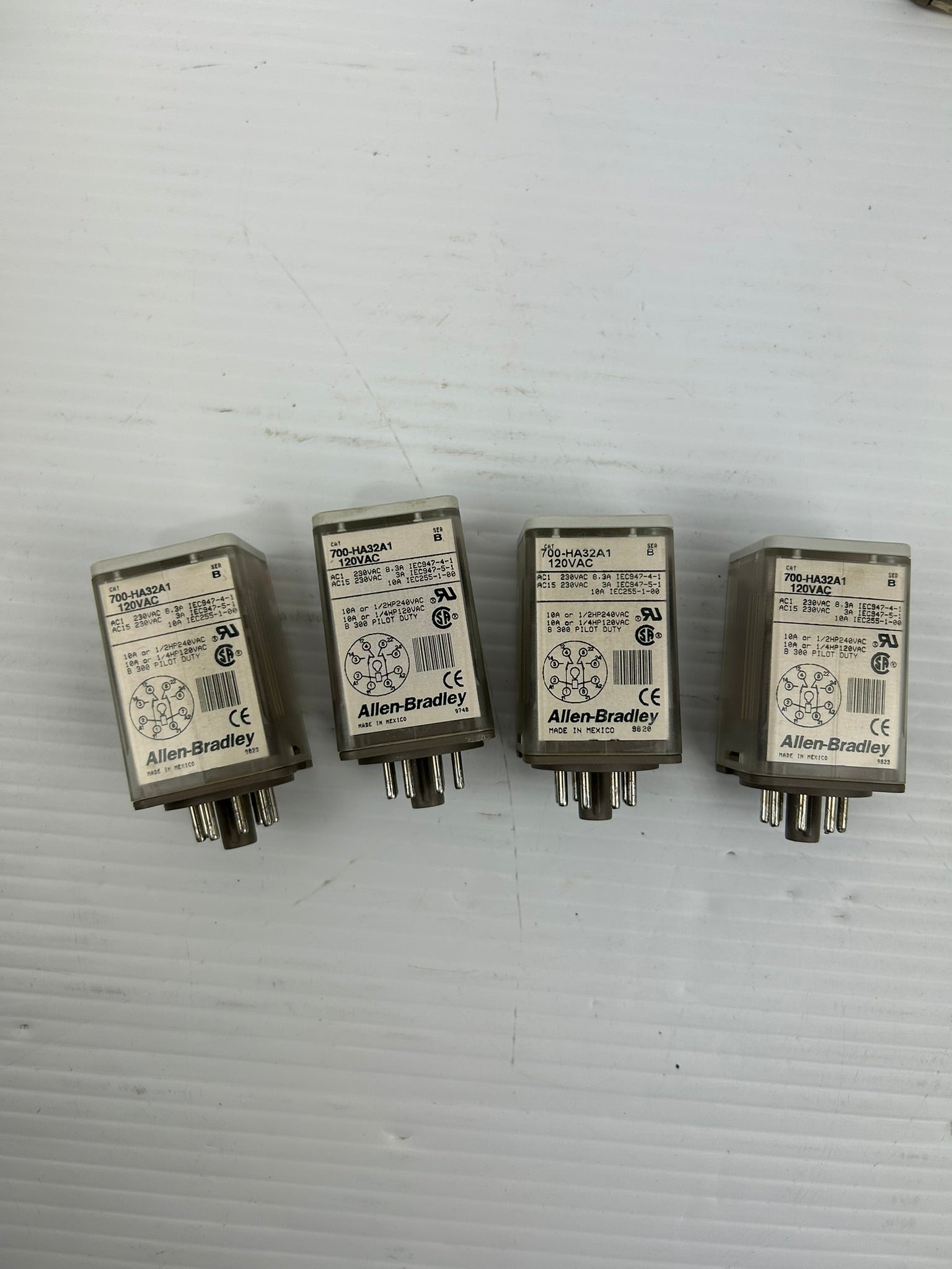 Allen Bradley 700-HA32A1 Relay Series B 120VAC - Lot of 4