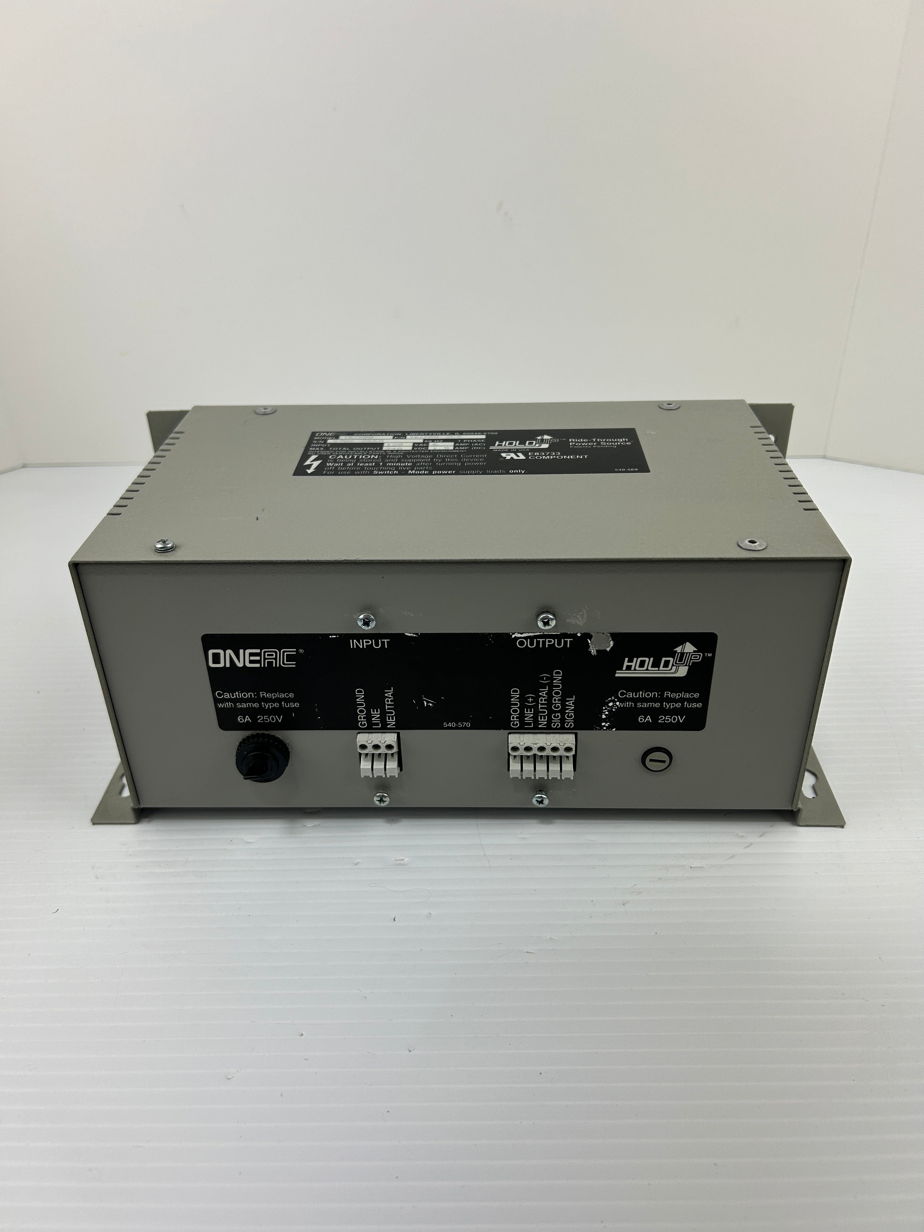 OneAC HU200 Ride-Through Power Source Power Supply Hold Up HU200-3CS