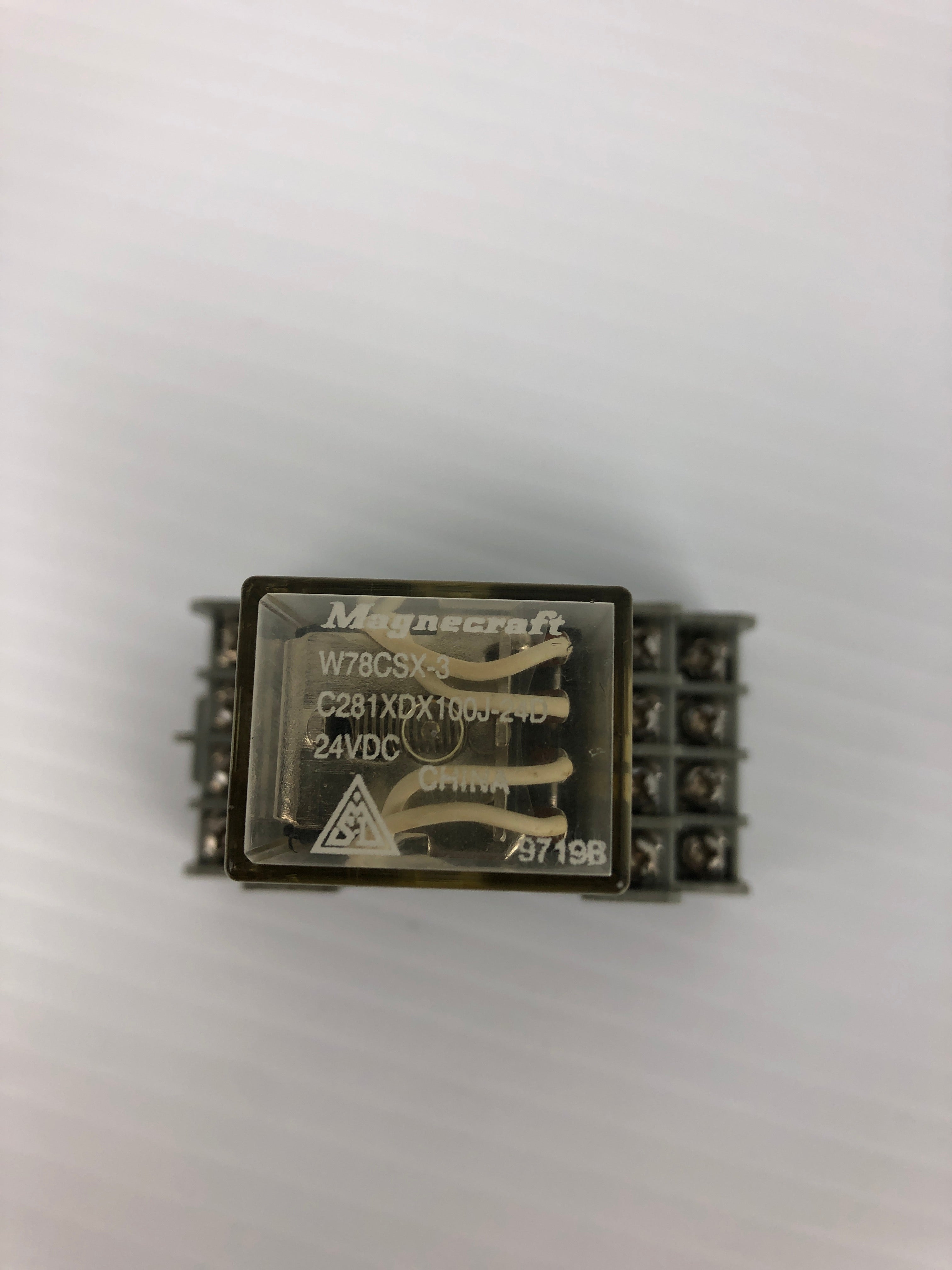 Magnecraft W78CSX-3 Relay with Square D Base NR45 8501