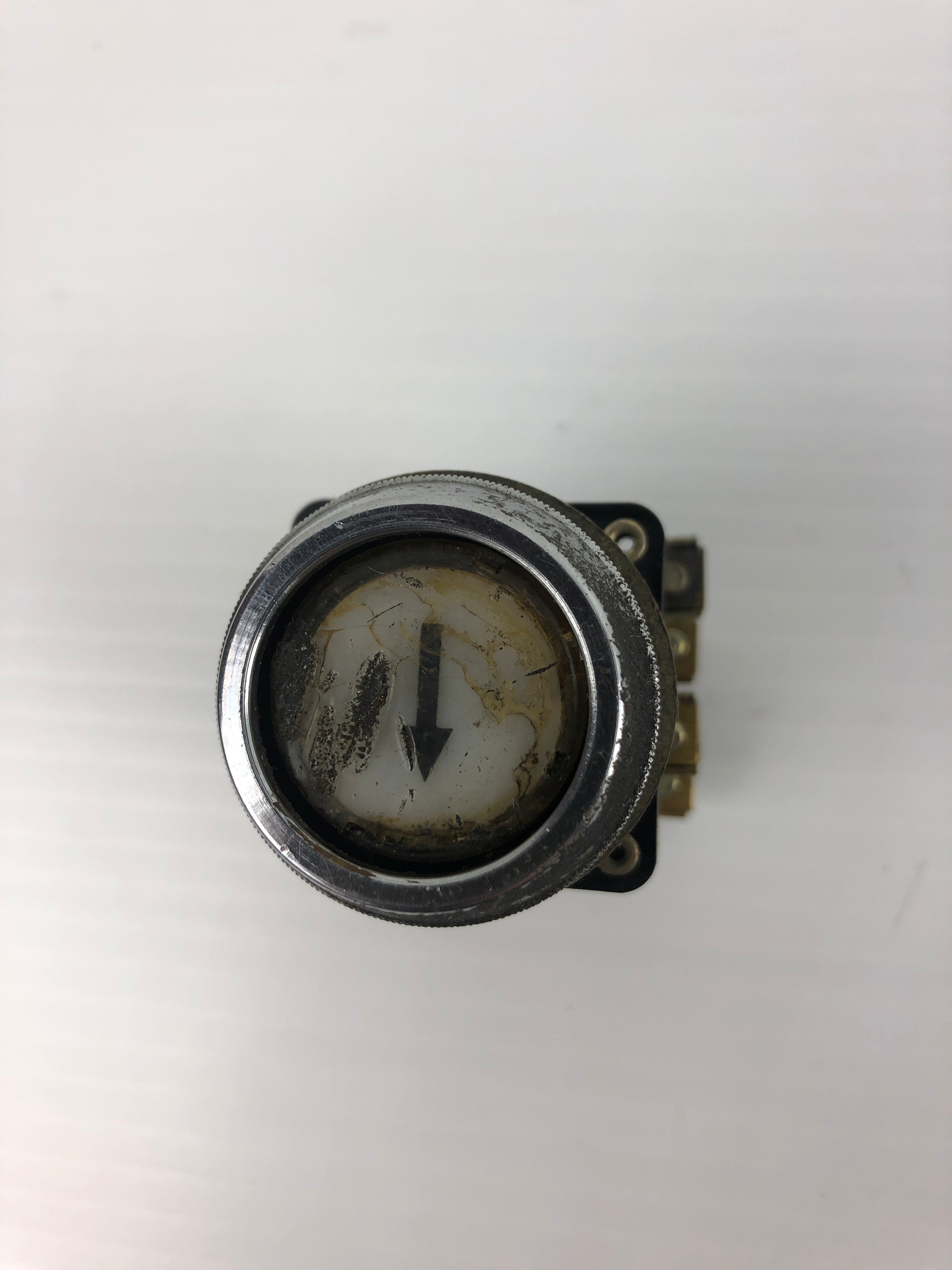 Siemens 3SR4 White Push Button Arrow 6A 380V