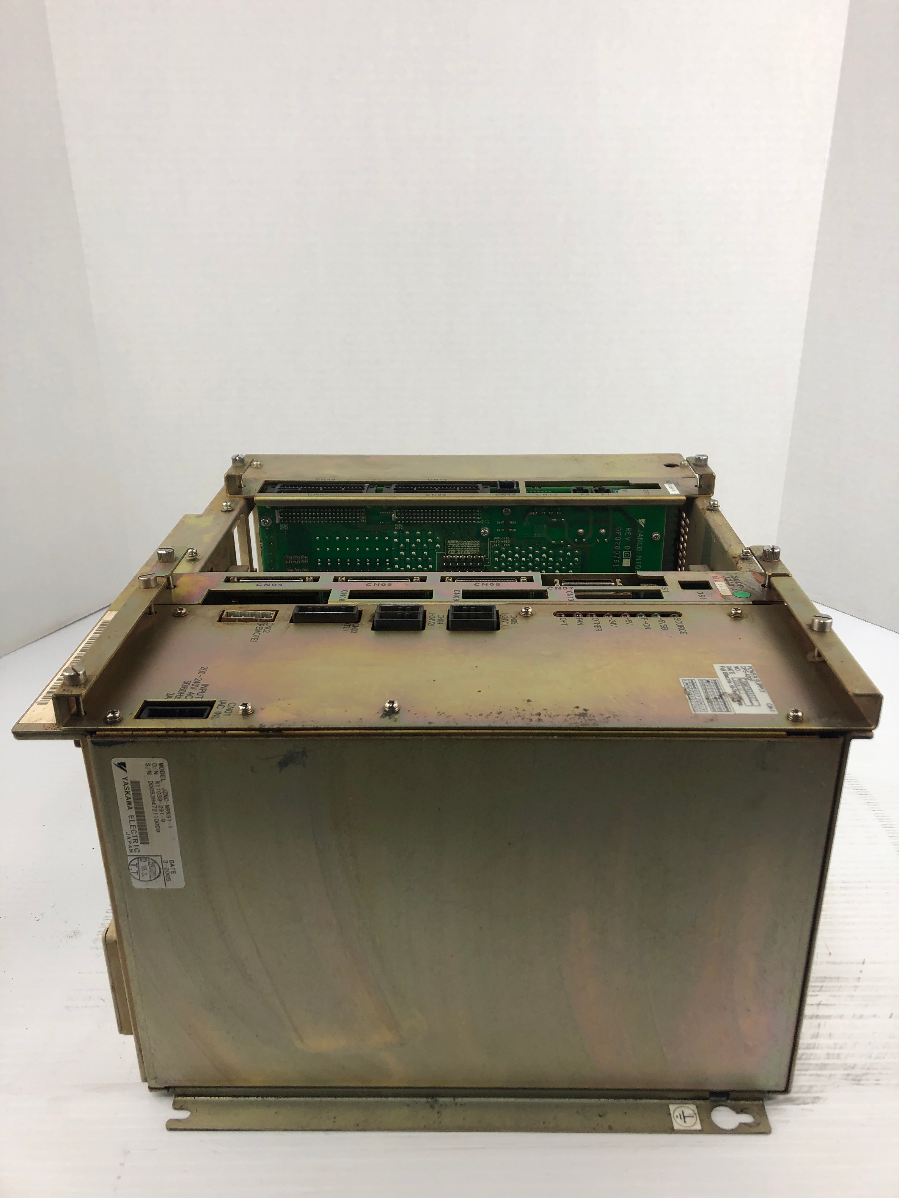 Yaskawa Electric JZNC-NRK51-1 Control Chassis Rack Power Supply Unit CPS-420F