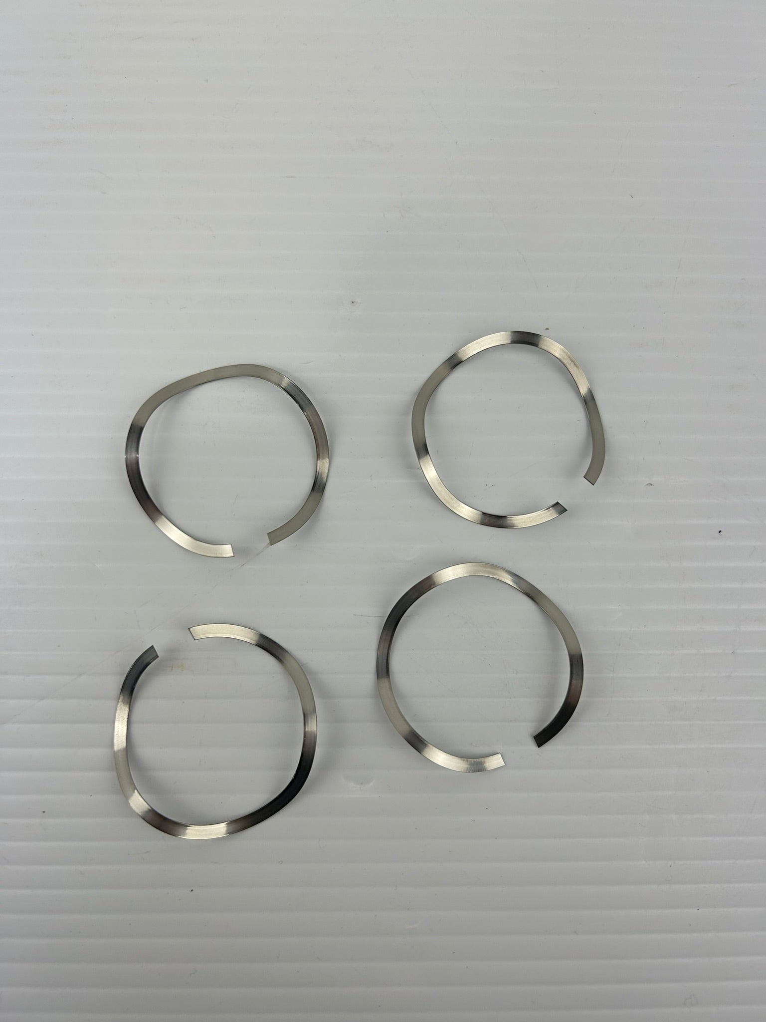 SPX 030304000+ Wave Spring - Lot of 4