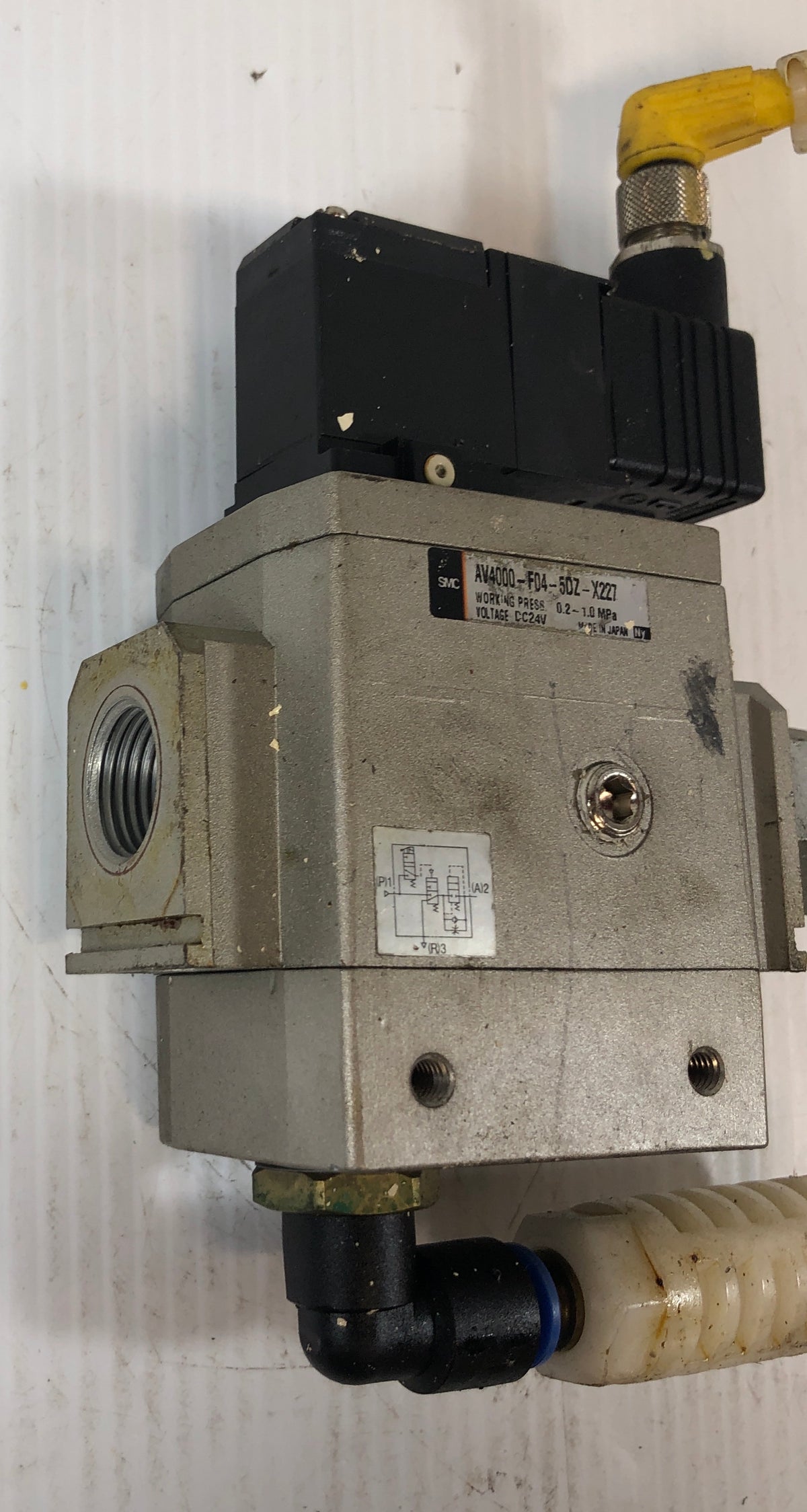 SMC AV4000-F04-5DZ-X227 Soft Start-Up Valve