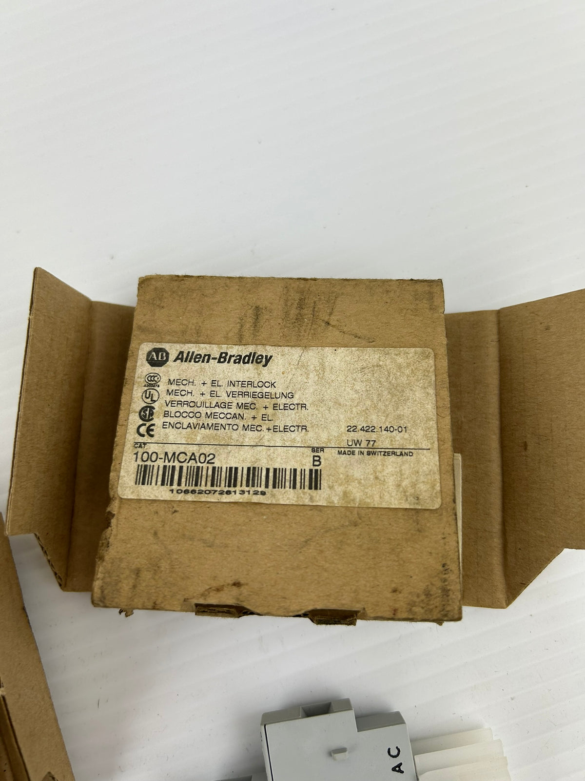 Allen Bradley 100-MCA02 Auxiliary Contact Block Series B - Lot of 2