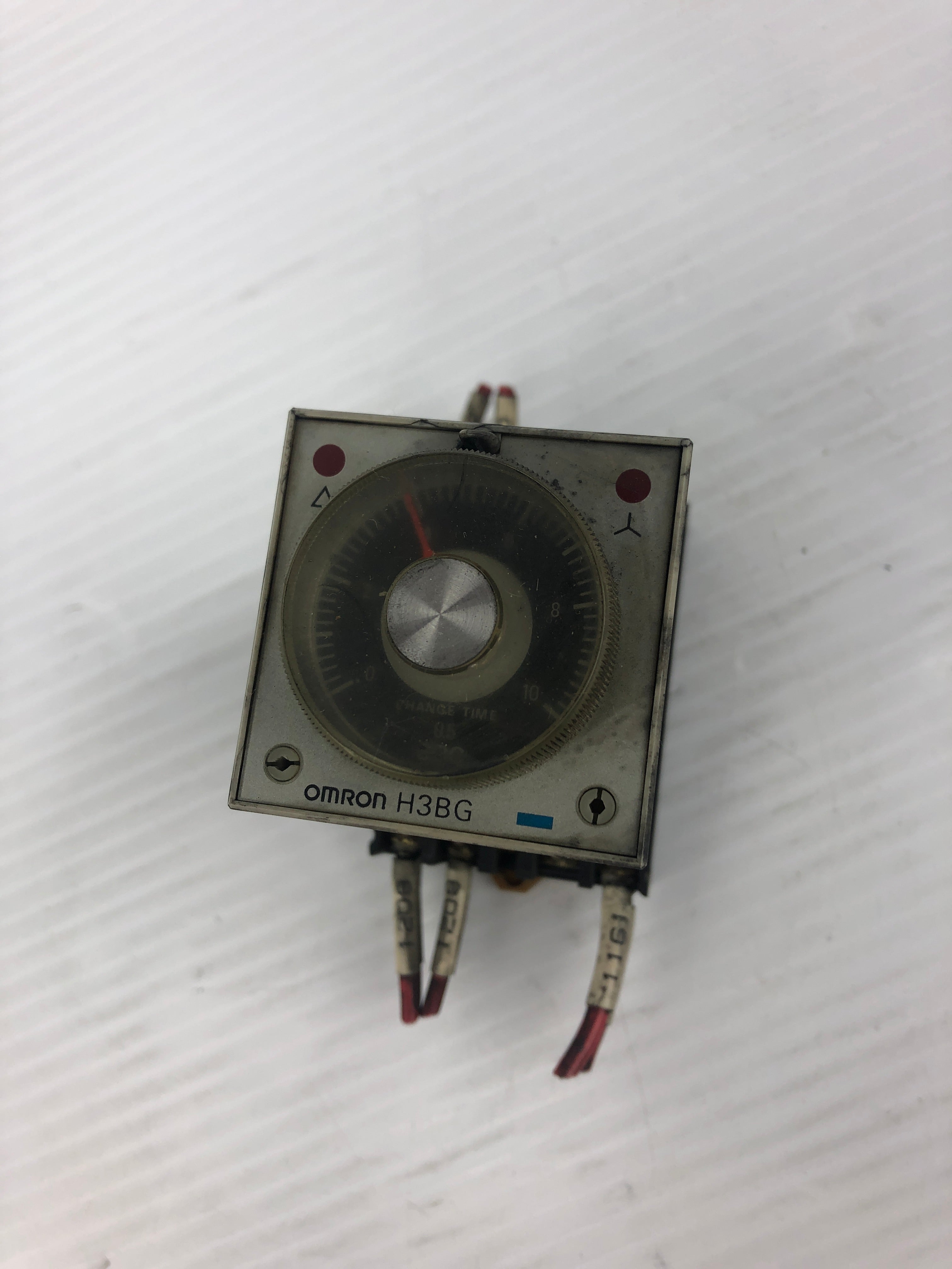 Omron H3BG-8 Timer 250VAC 5A