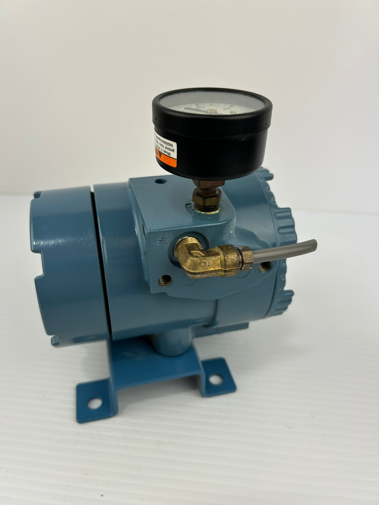 Rosemount 3311DM1H1B1F1G1 Pressure Transducer with Pressure Gauge 0-30 PSI