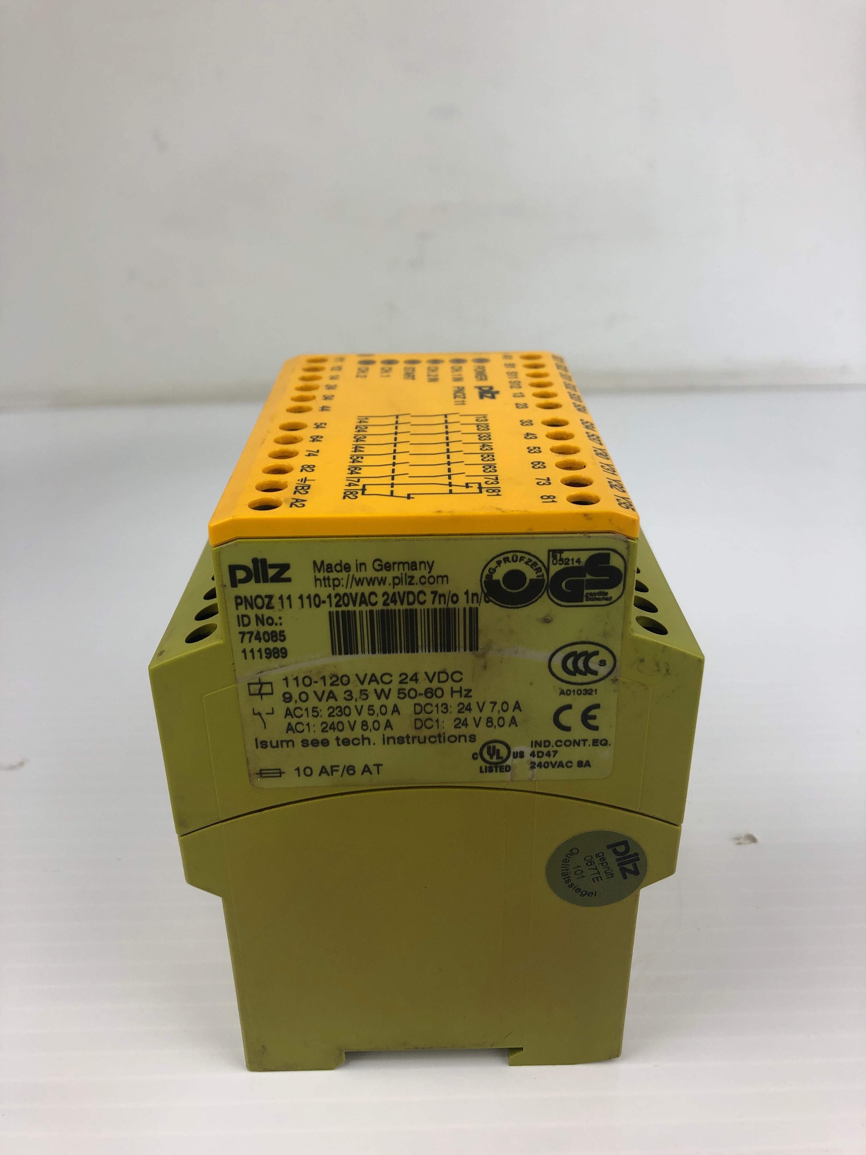 Pilz PNOZ 11 Safety Relay 110-120VAC 24VDC 7n/o 1n/c PNOZ11