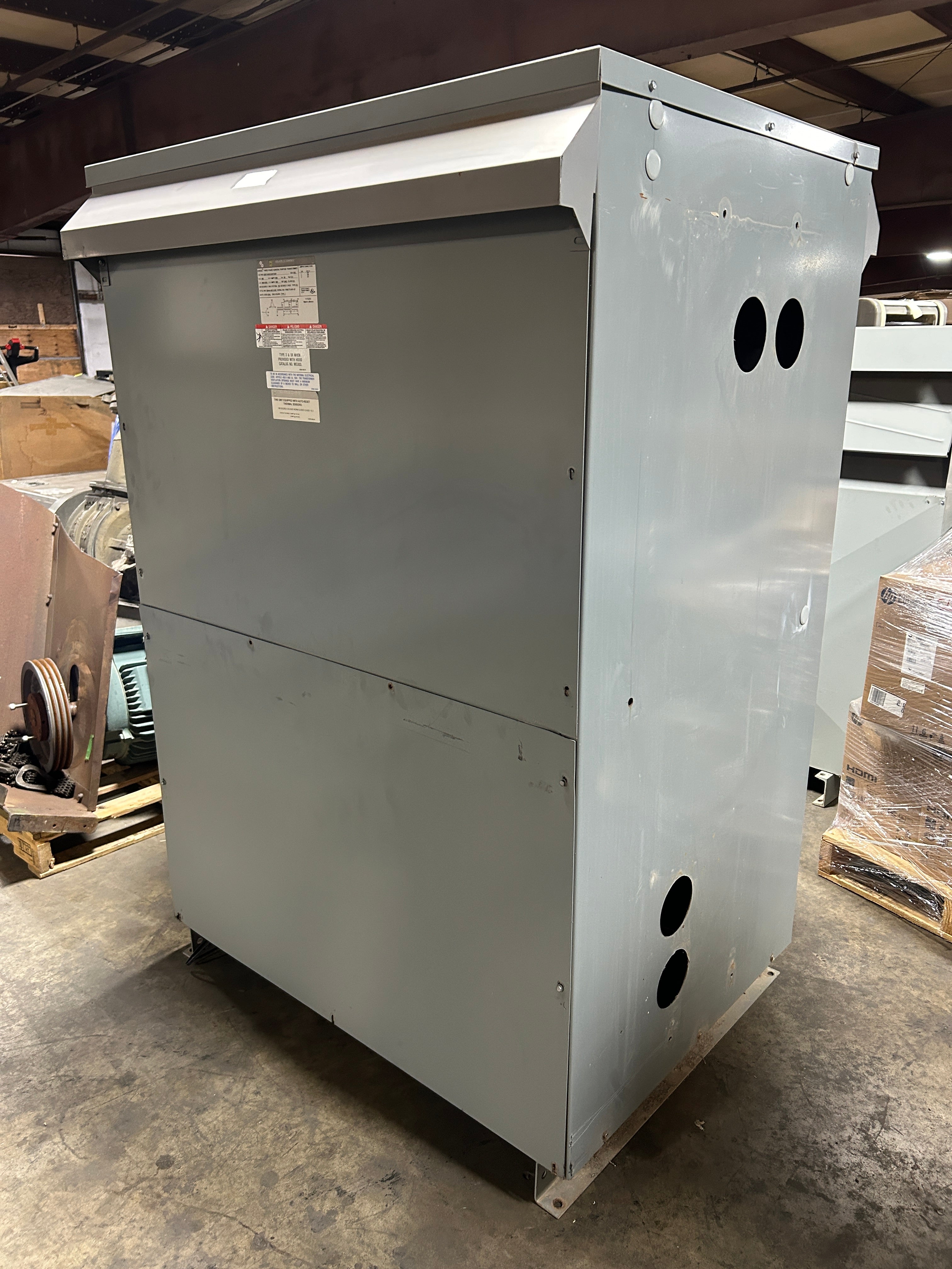 Square D 550T145HCUDITSW1 Transformer 550kVA 460V 460Y/265V 690A 3PH Type 2