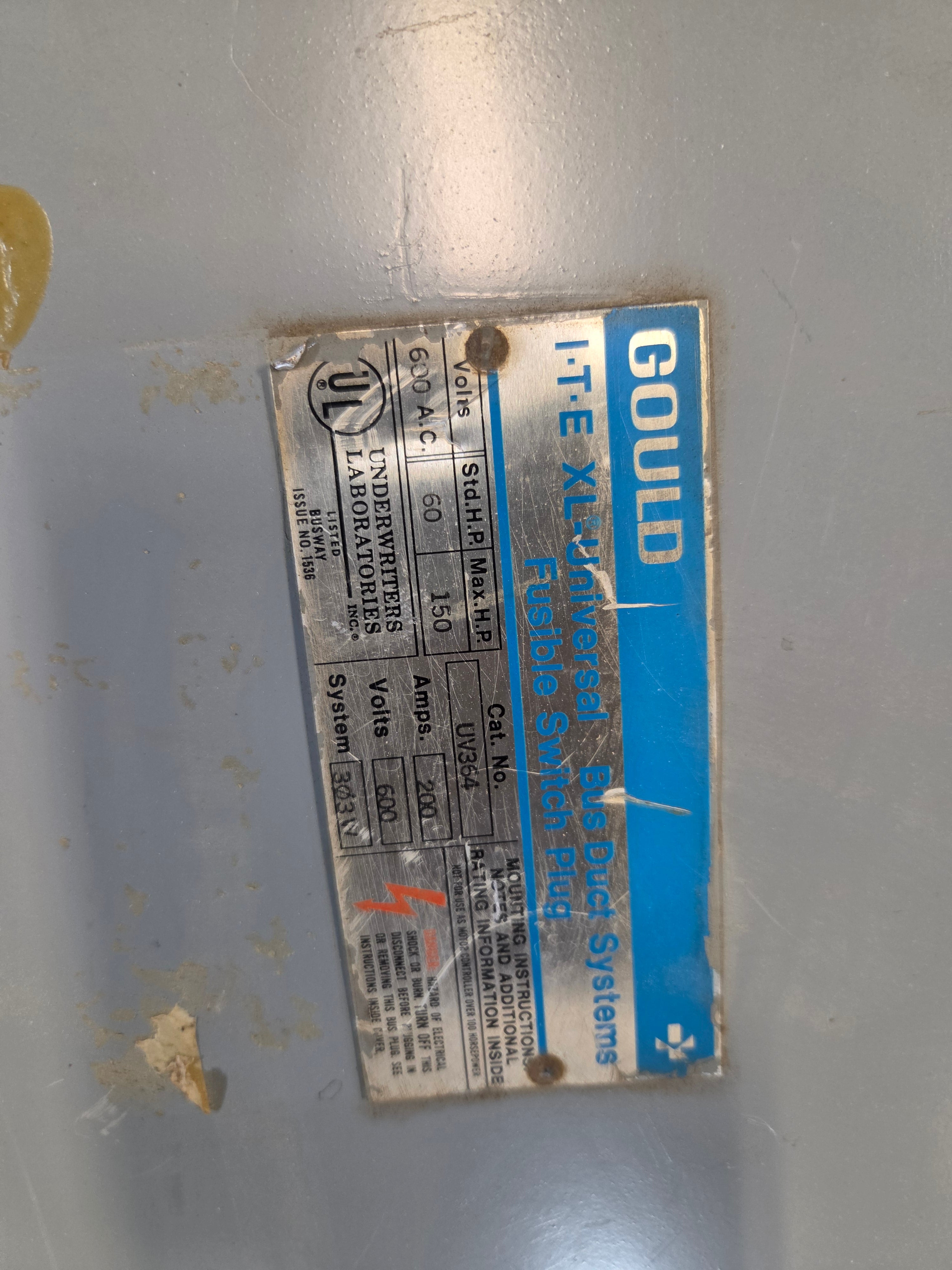 Gould ITE UV364 XL-Universal Bus Plug Fusible Switch 200A 600V Busway 3 Phase