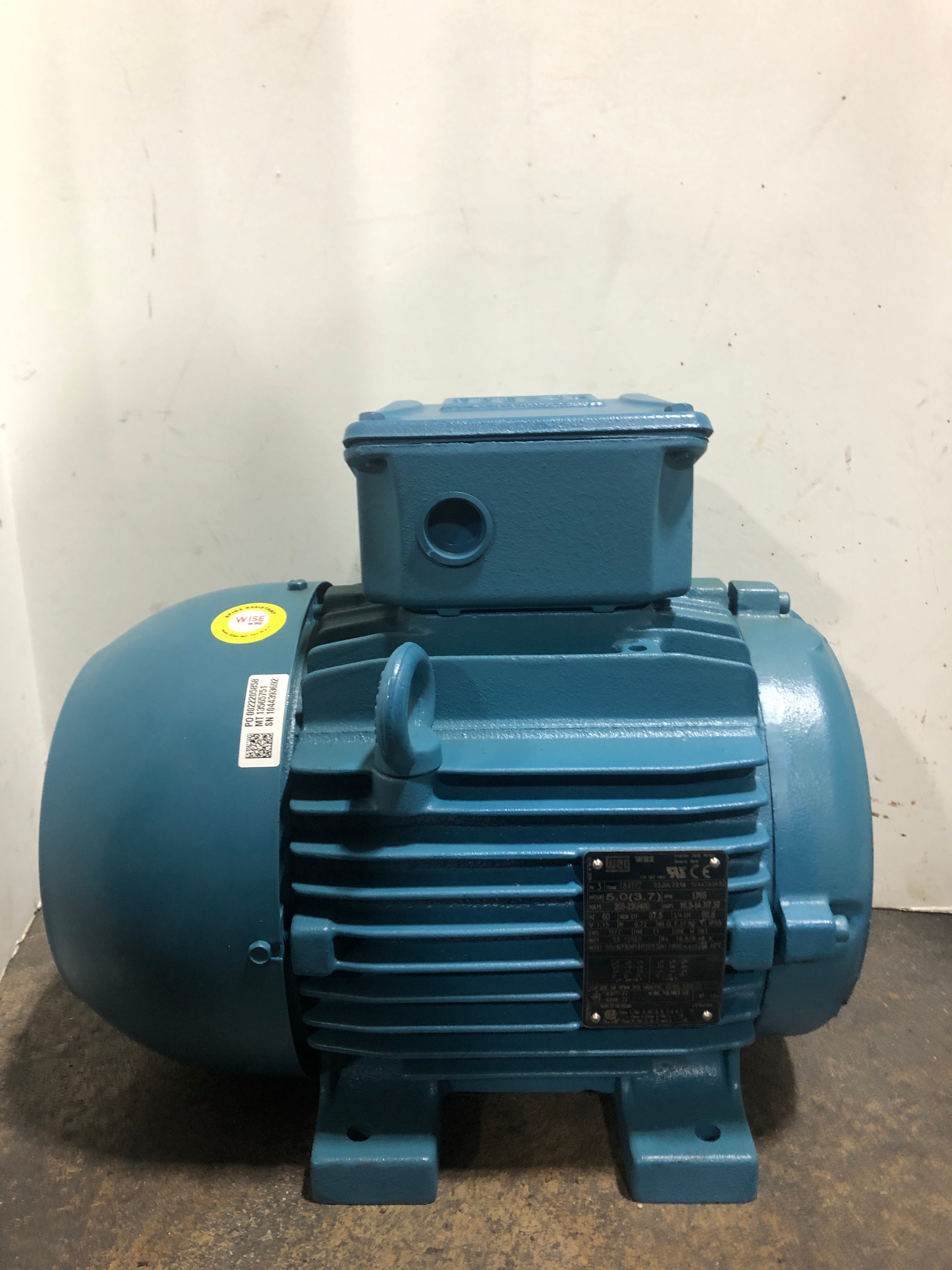 WEG 13565751 Severe Inverter Duty Motor 1765RPM 5.0HP 3.7KW 3PH 184TYZ B34T