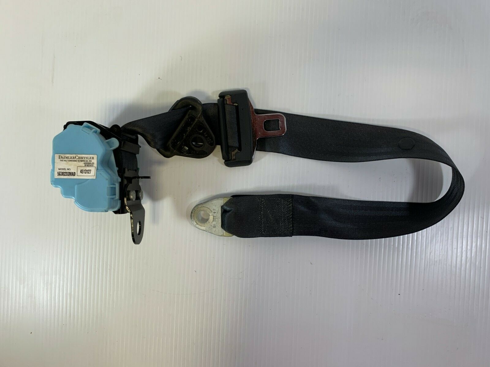 2003 Dodge Dakota Extended Cab Driver Rear Seat Belt Retractor Only 5GD02XDVAD