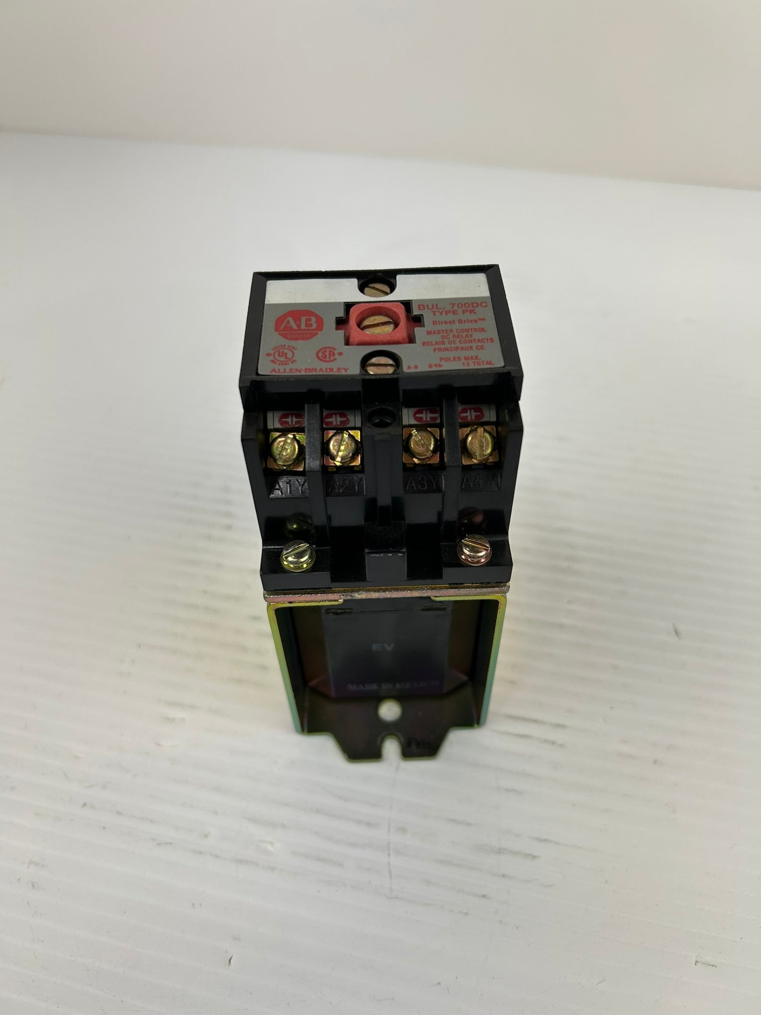 Allen Bradley 700DC-PK400Z24 DC Master Control Relay Series A 700DC Type PK