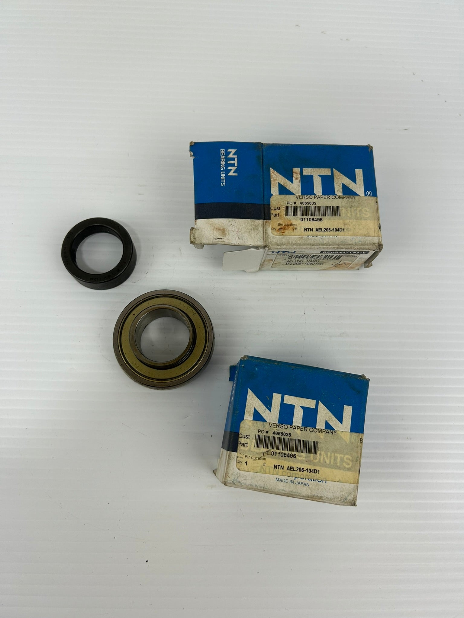 NTN AEL206-104D1 Bearing Unit AEL206-104D1W3 - Lot of 2