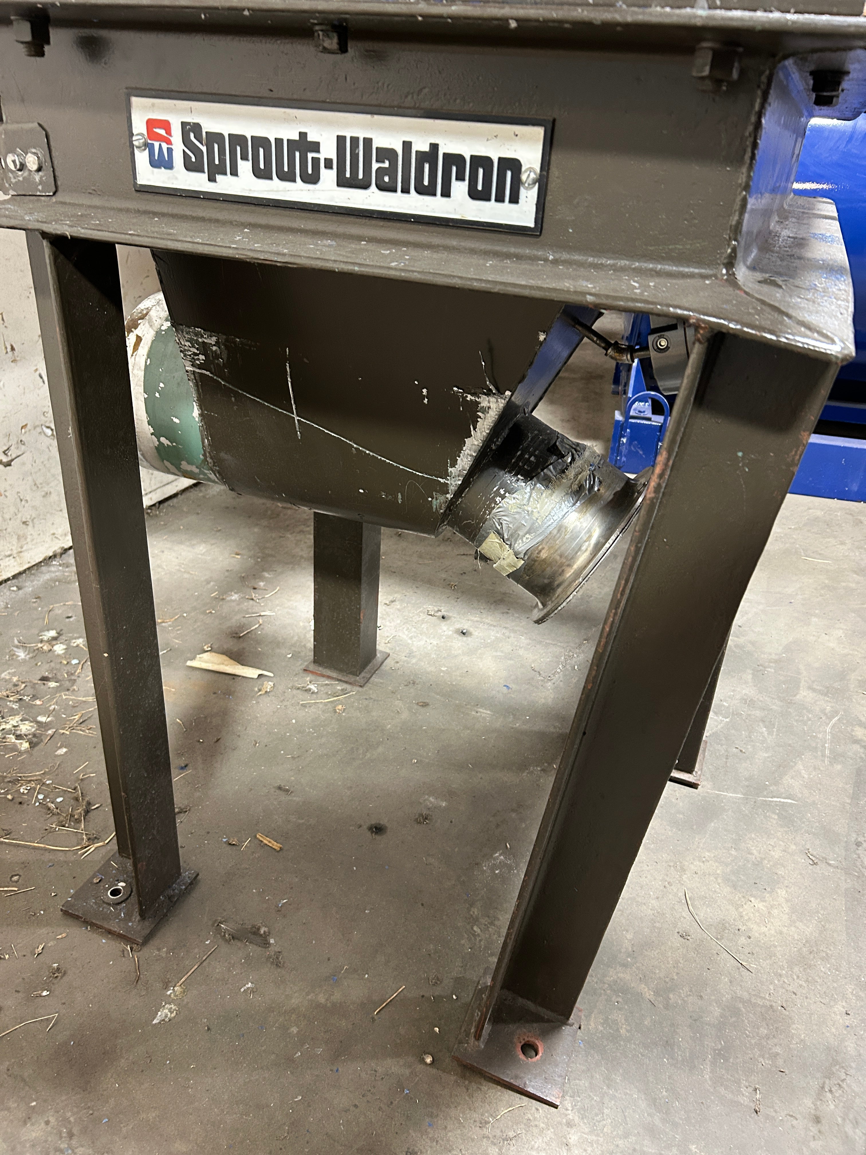 Sprout Waldron BR-14X18 RH Edge Chopper 40HP Motor with 2 Sets of Blades