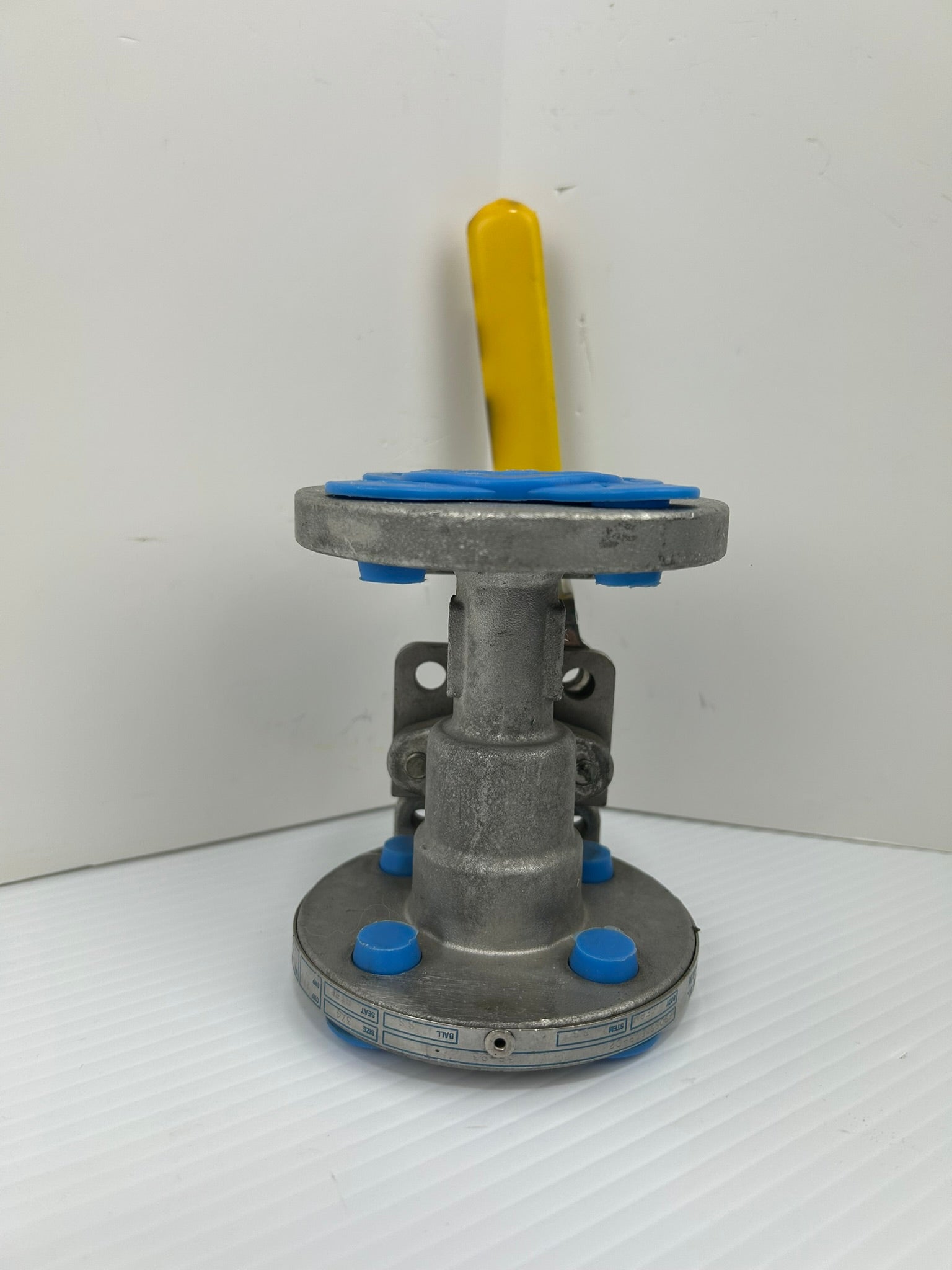 Milwaukee F90SS150R-02 Manual Flanged Ball Valve CF8M 3/4" 275PSIG