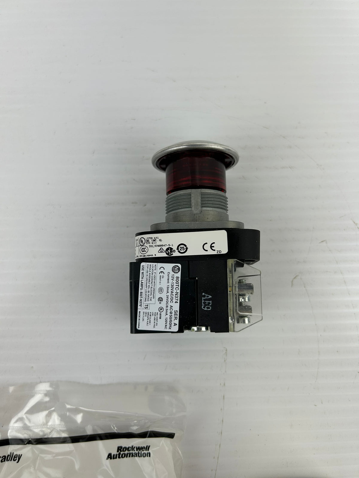 Allen Bradley 800-FXMQH2RA7 30mm Red Push-Pull Device 800T PB Series U