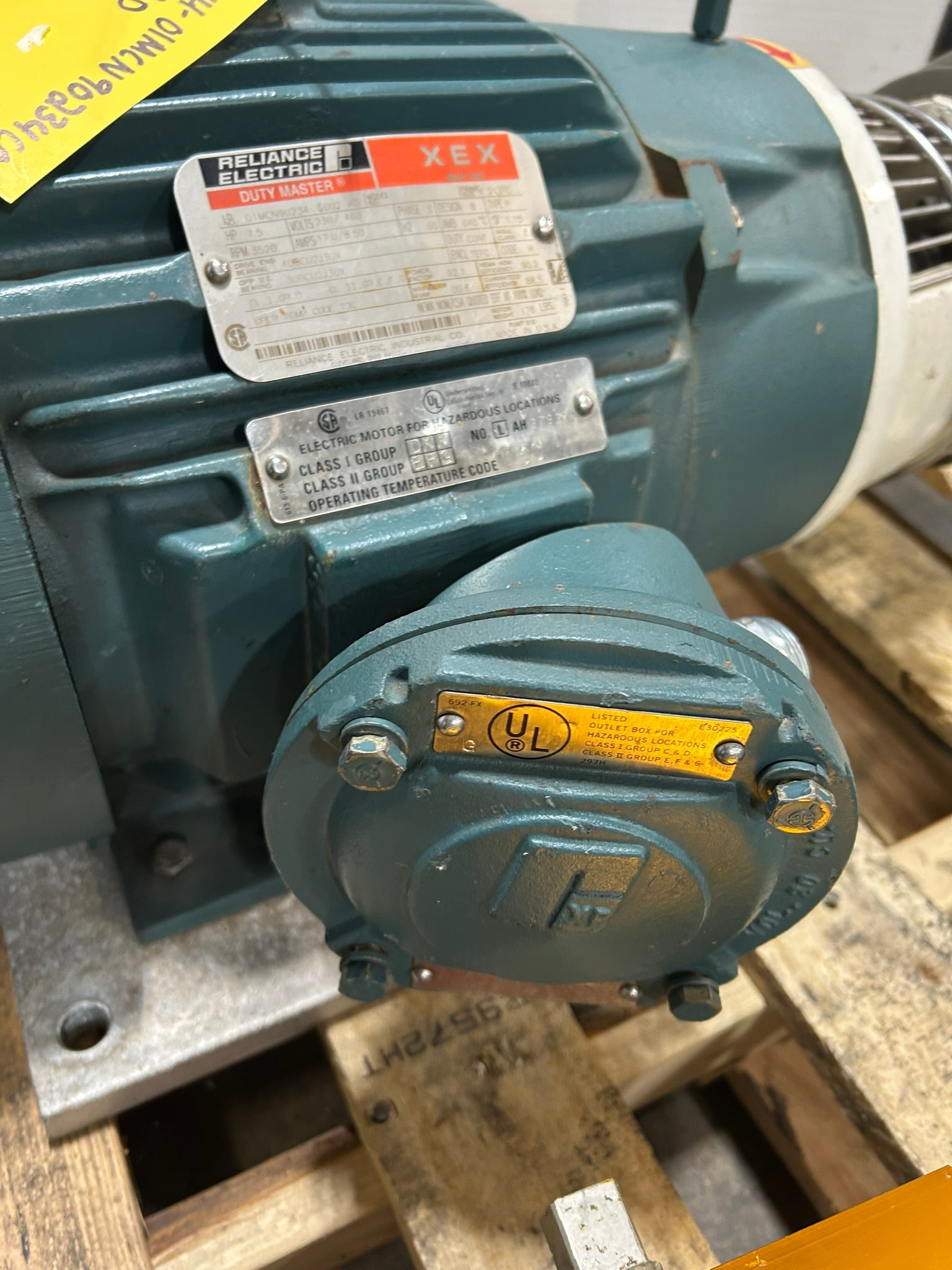 Reliance Electric 01MCN90234 G002 AD XEX Duty Master Motor 7.5HP 3PH Admix OES-2