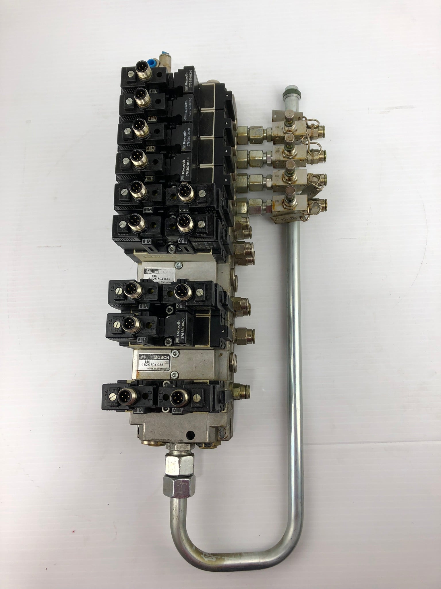 Bosch Rexroth Valve Assembly 5763600620 1825504033