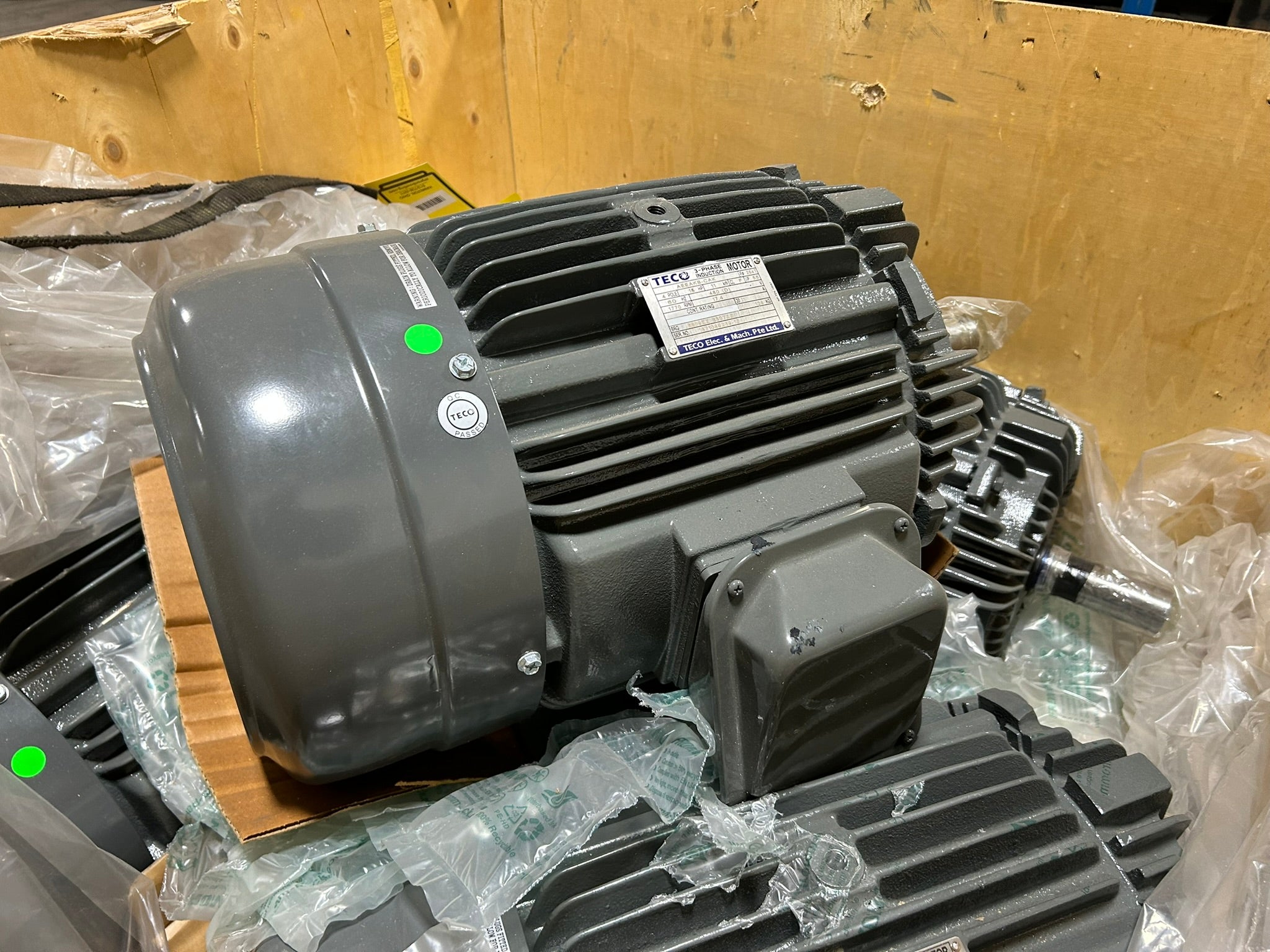 TECO AEEAKB-CAK 3 Phase Induction Motor 4 Pole 15 HP 11 KW 60 Hz 1770 RPM