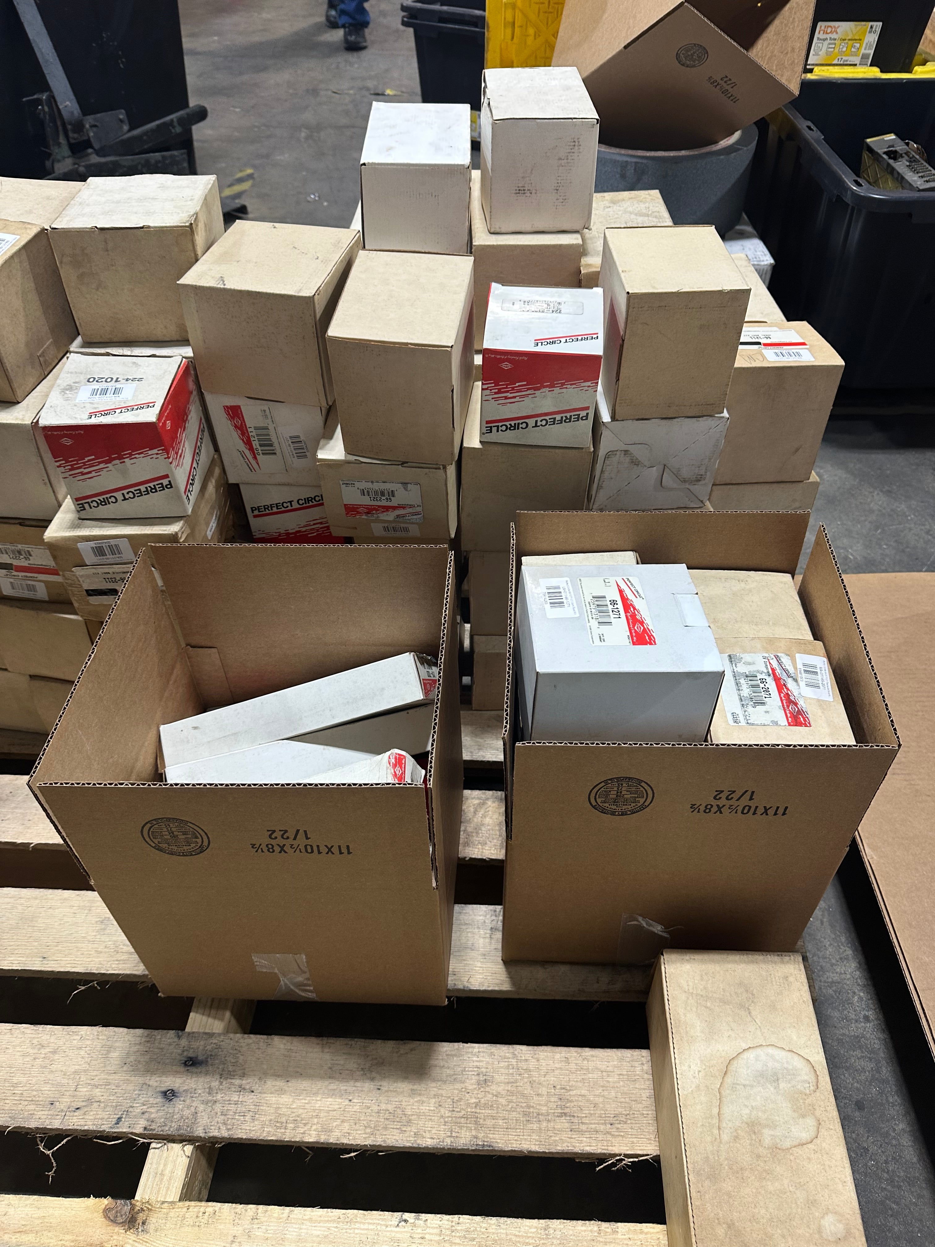 Huge Lot of Perfect Circle Auto Parts Over 400 Parts Various Parts