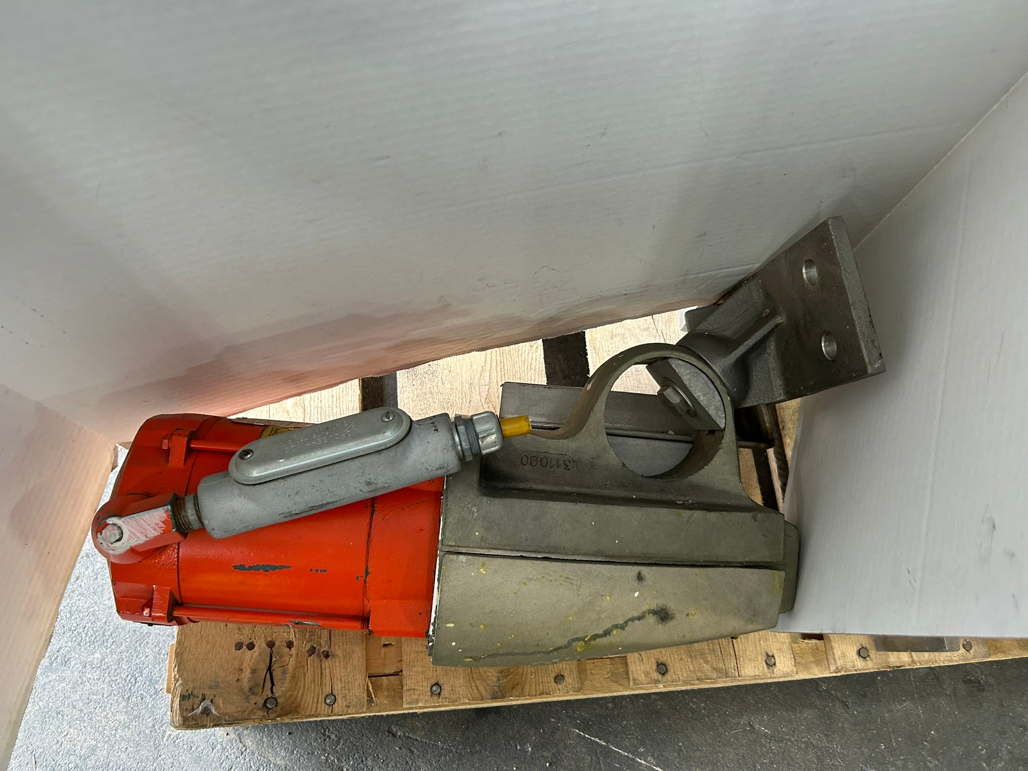 Eastern RH-2 Drum Barrel Mixer with Reliance Electric P48G2405N-FY AC Motor