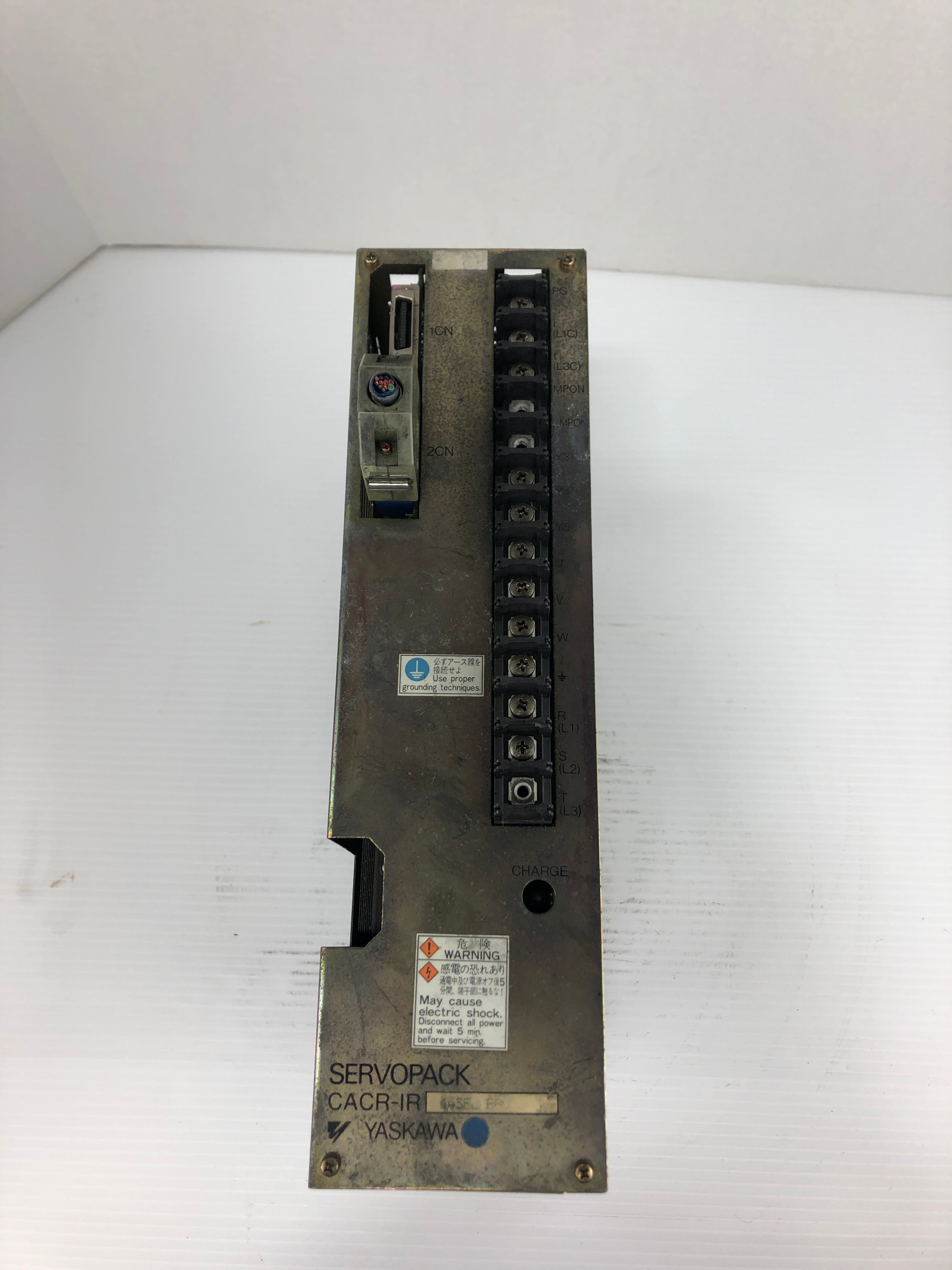 Yaskawa Electric CACR-IR44SFB ServoPack Servo Drive