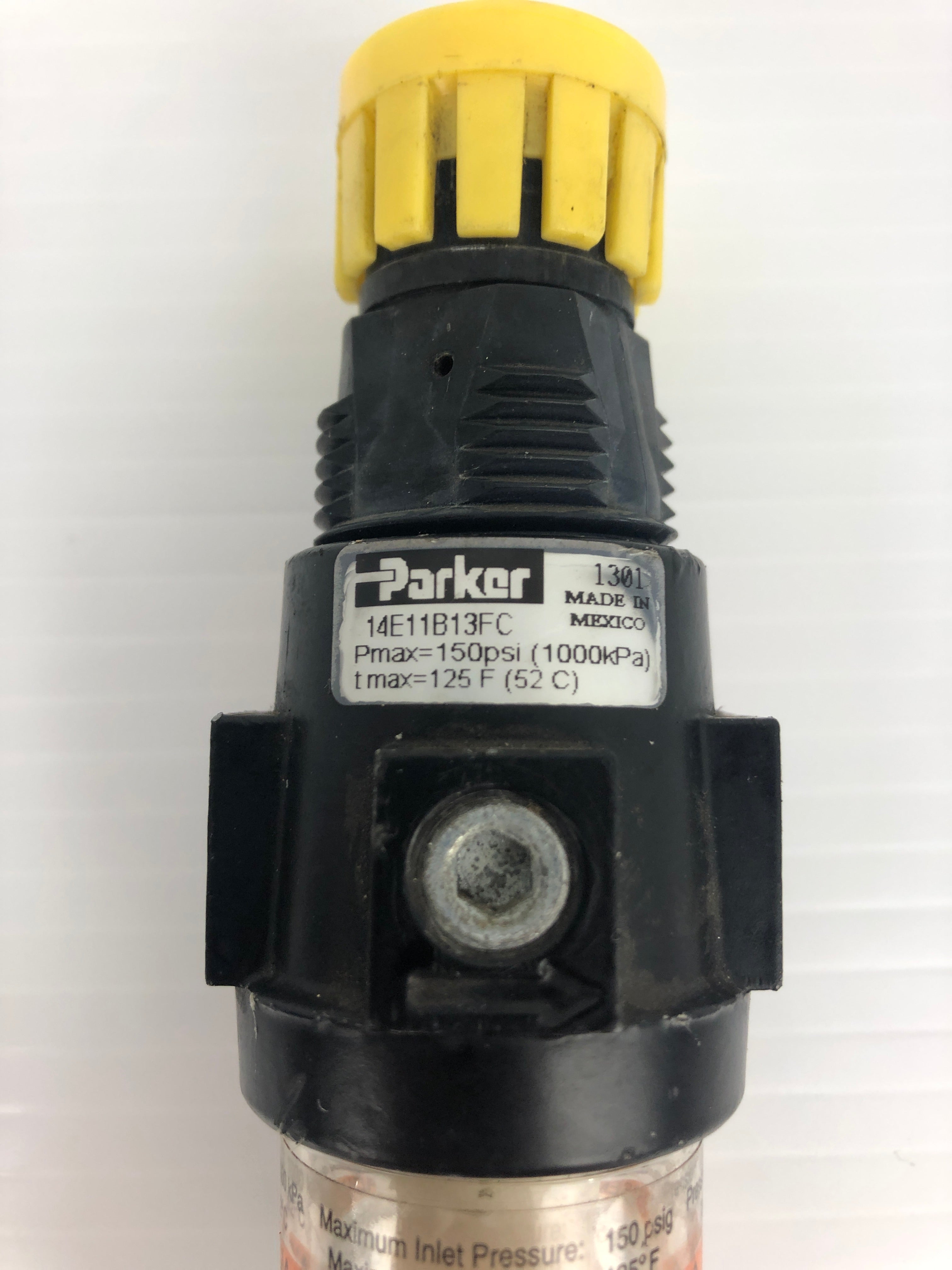 Parker 14E11B13FC Compressed Air Filter/Regulator Missing Gauge