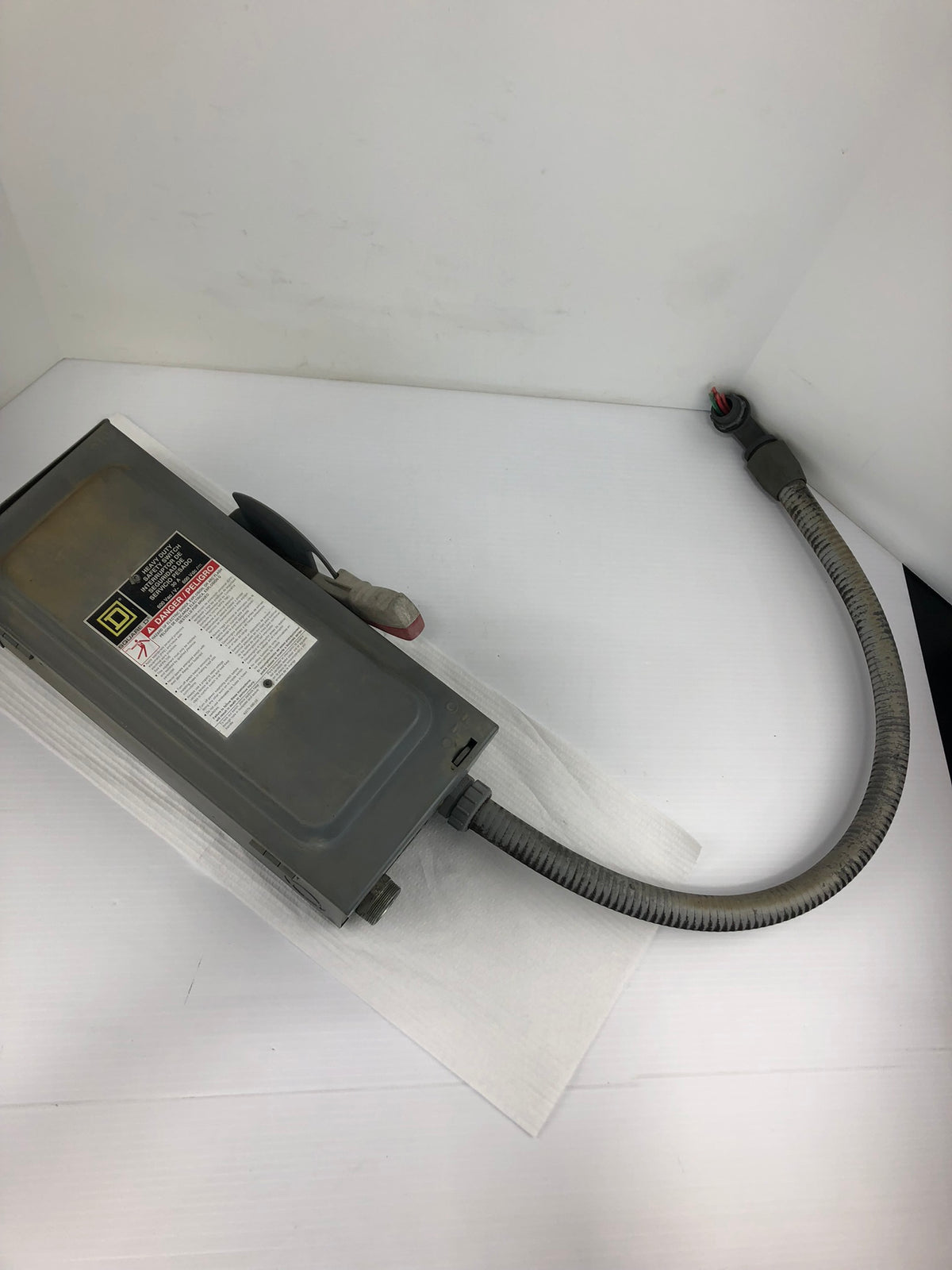 Square D Heavy Duty Safety Switch with (3) FRSR15 Bussmann Fusetron Fuses