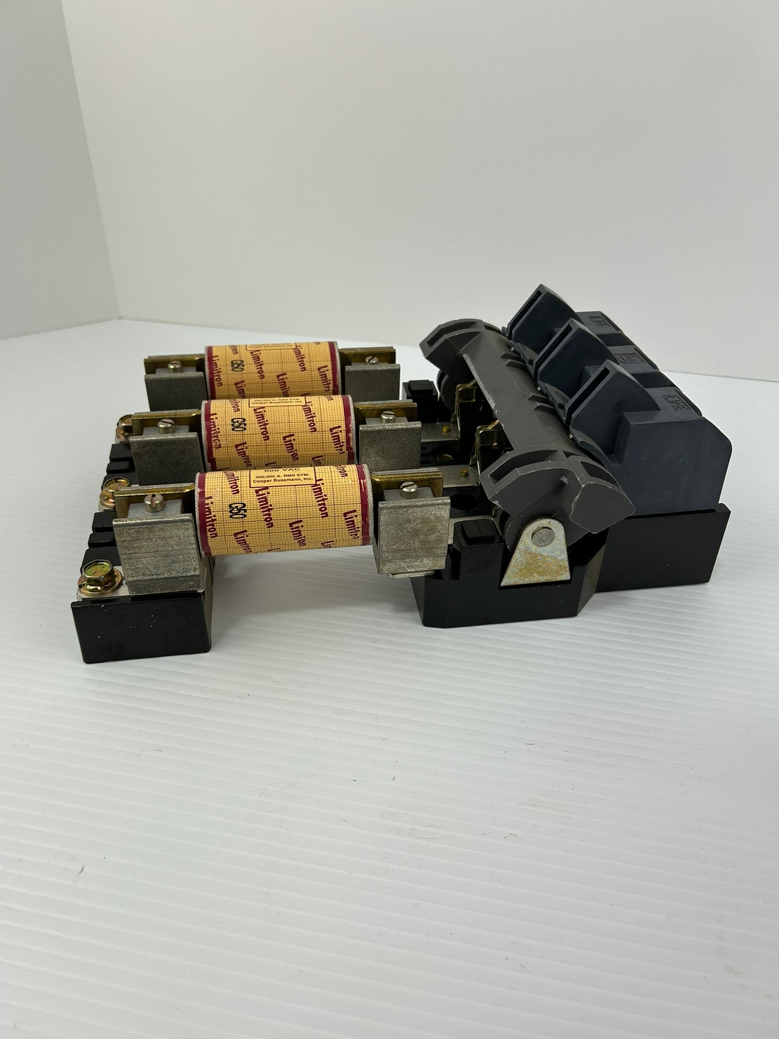 Allen-Bradley 40120-563-01 Fusible Disconnect Switch 200A 600V with Fuses JKS125