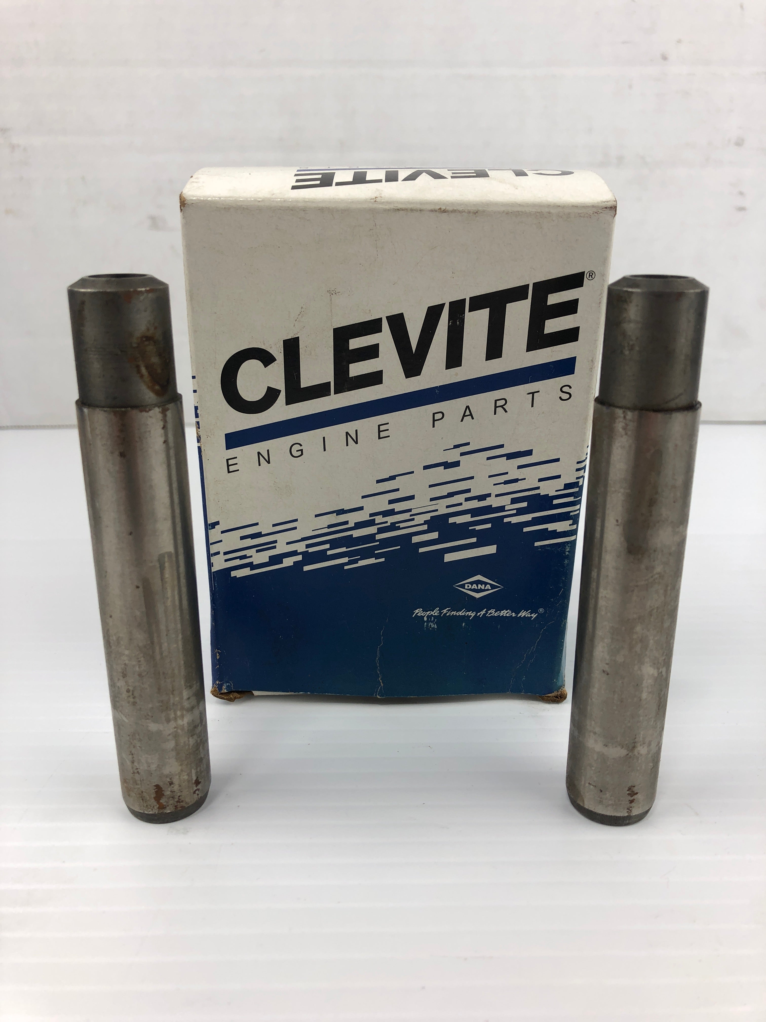 Clevite 2173829 Engine Valve Guide 217-3829 - Box of 2