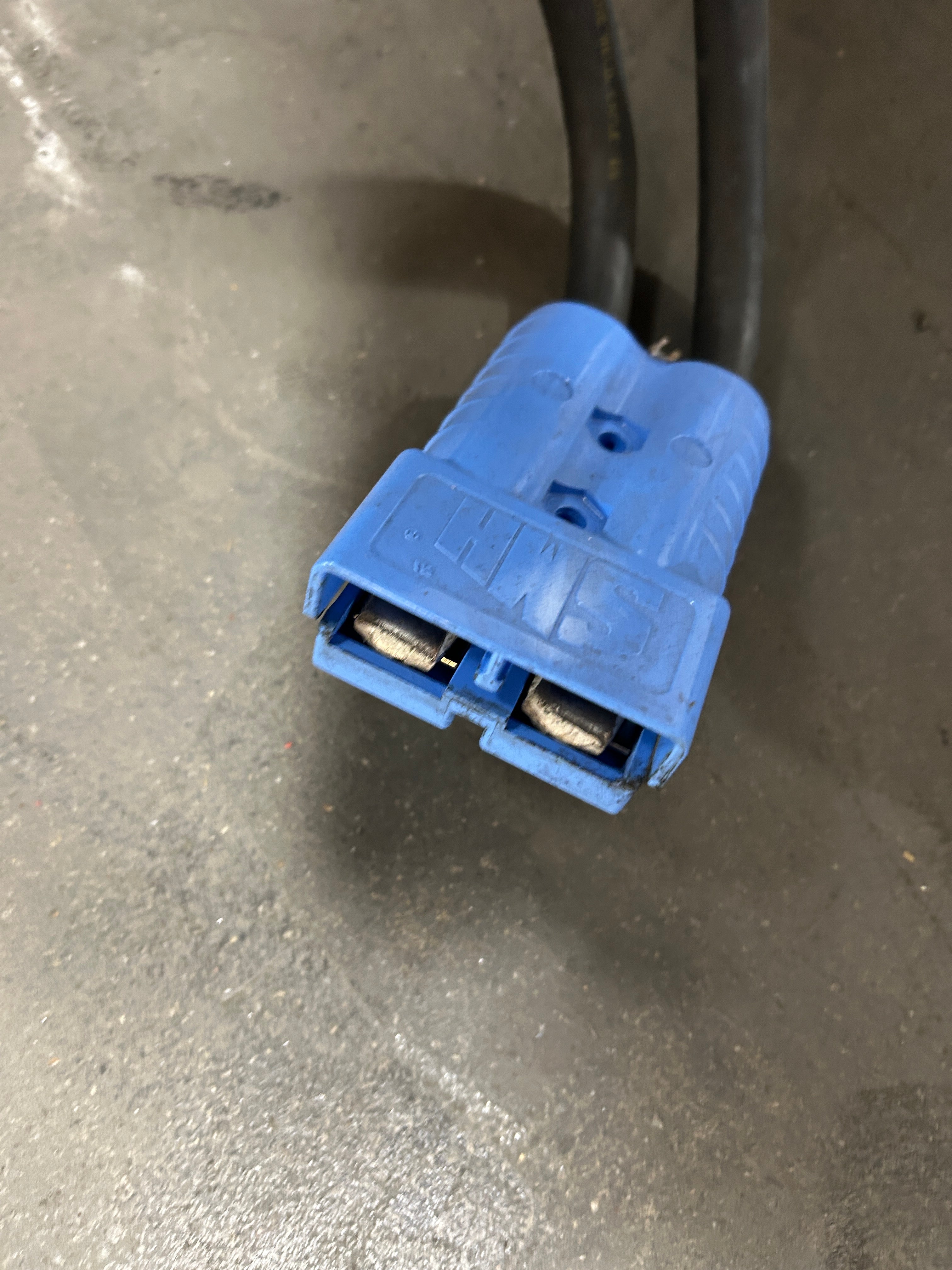 Hobart 3R18-1050MJIC Forklift Battery Charger 36V 3PH 18 Cell w/ Accu-Charge II