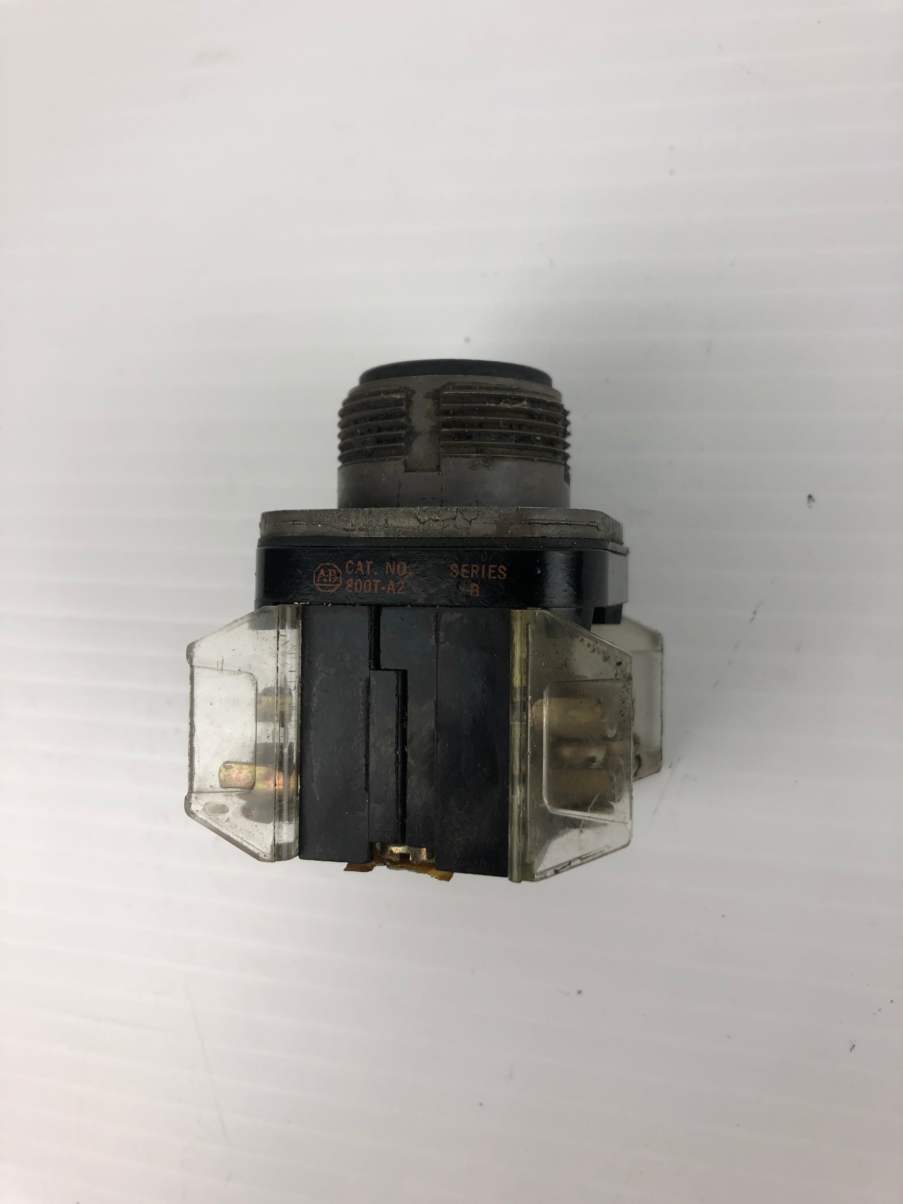 Allen-Bradley 800T-A2 Push Button Black Series B